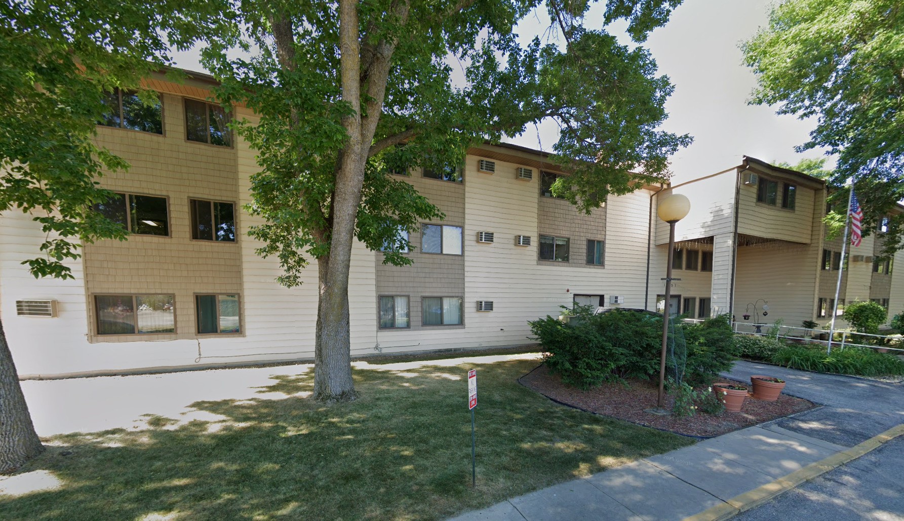 1531 6th Pl Se Property Photo 4