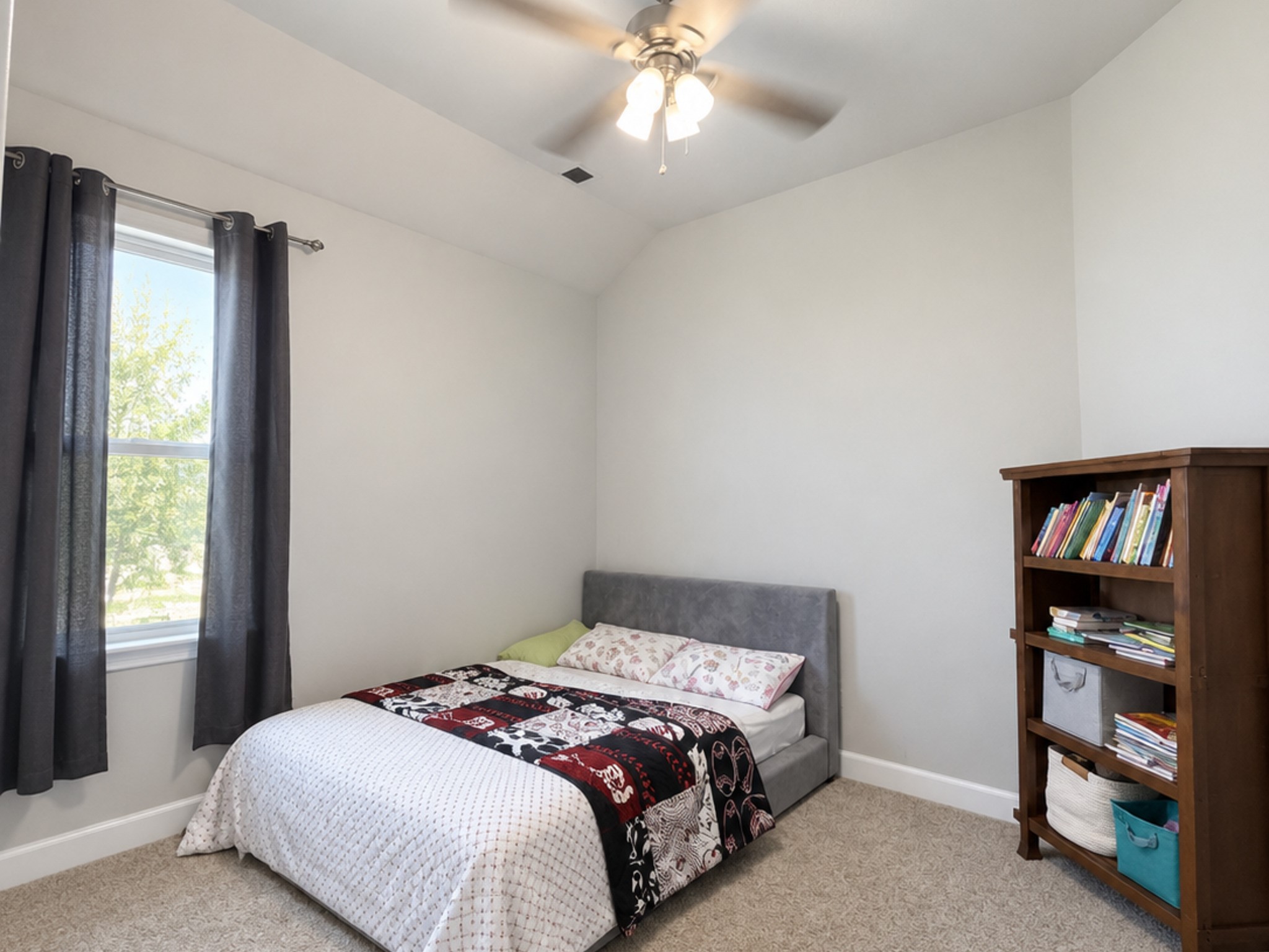 1122 Orange Dawn Drive Property Photo 12