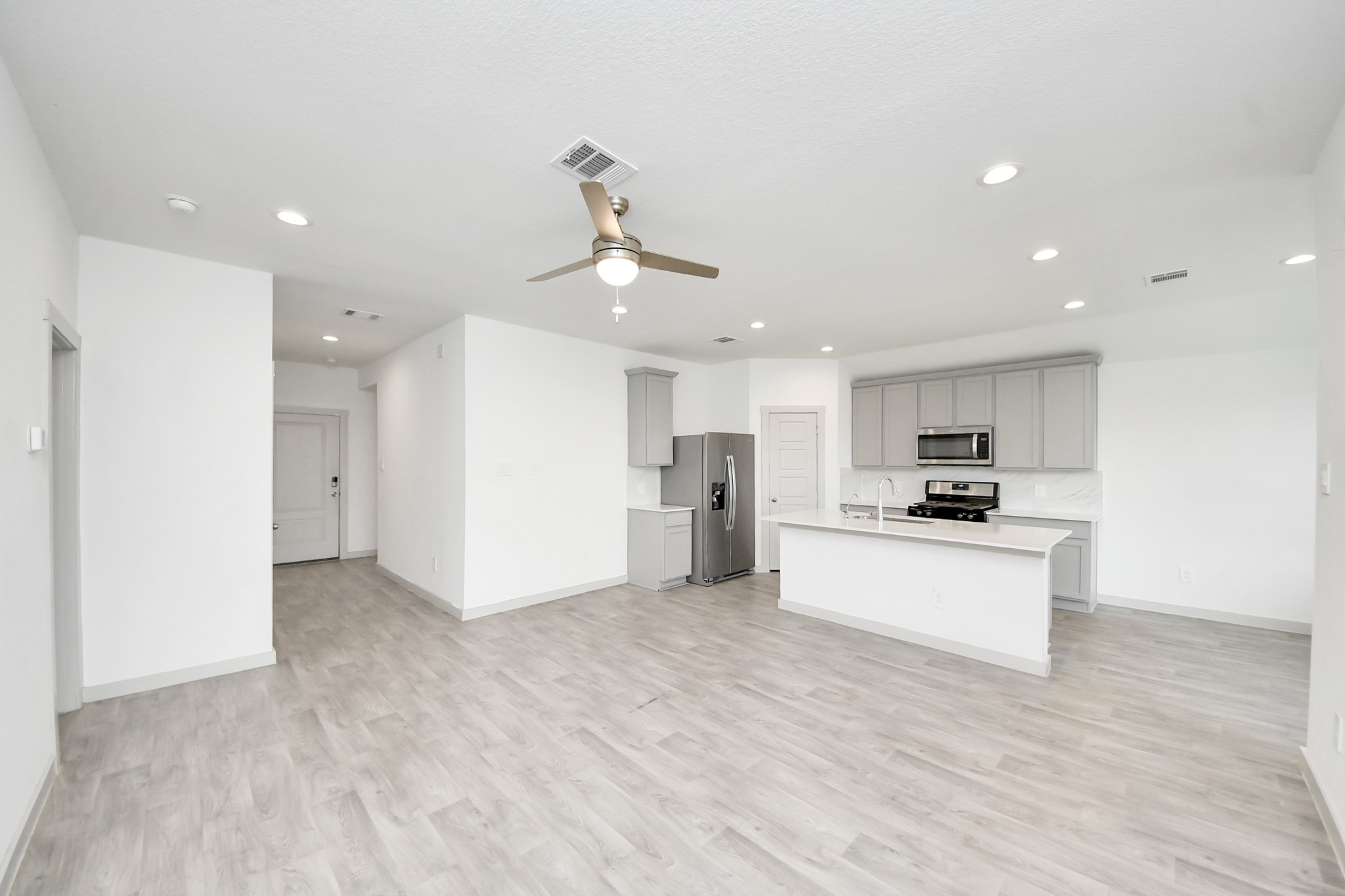 7923 Cattleman Valley Drive Property Photo 6
