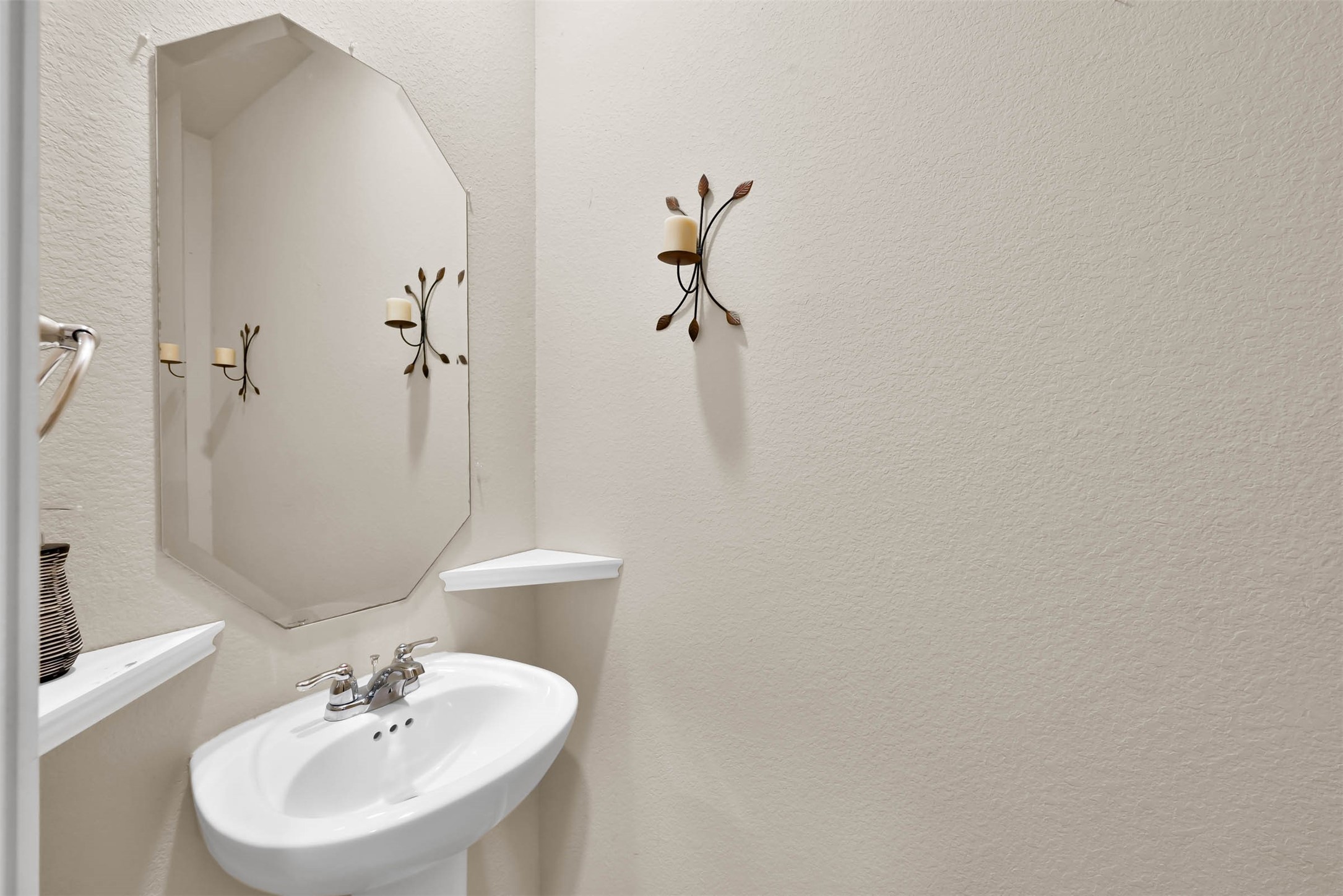 12511 Silverwood Sands Court Property Photo 17