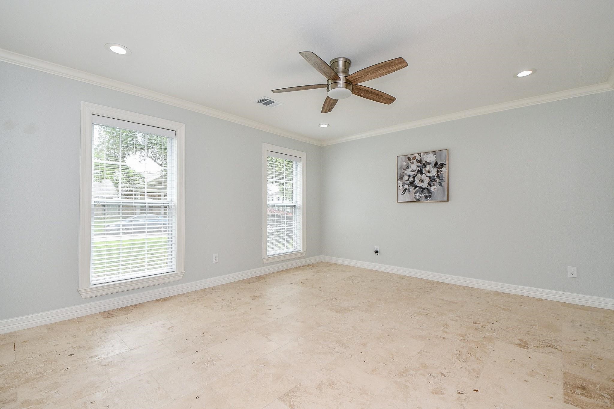707 Thistlewood Drive Property Photo 14