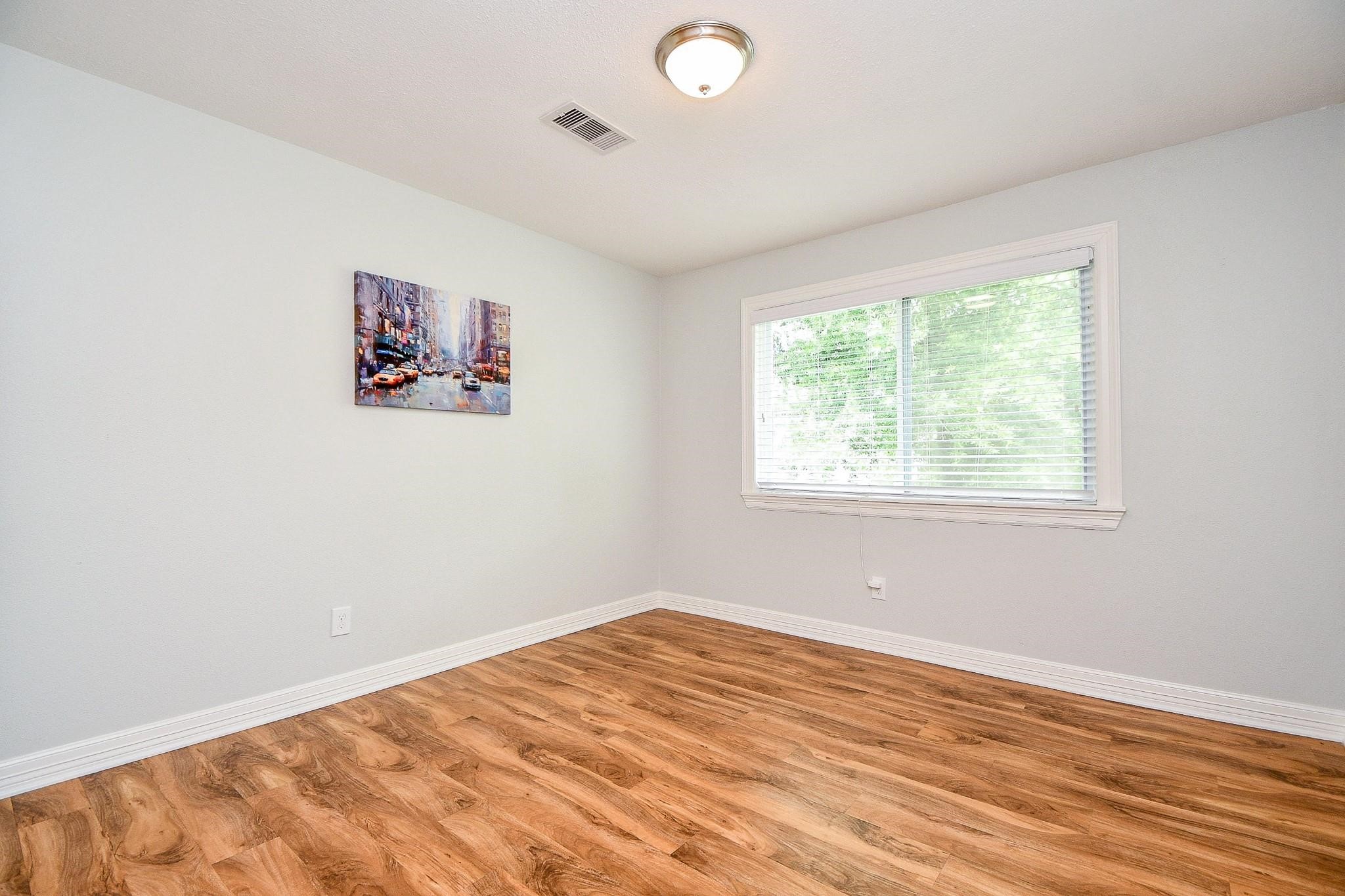 707 Thistlewood Drive Property Photo 25