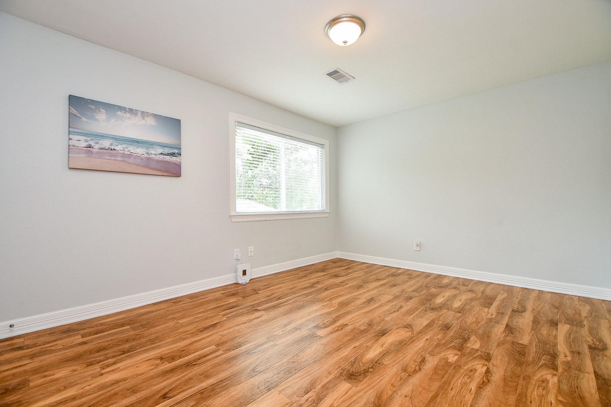 707 Thistlewood Drive Property Photo 28