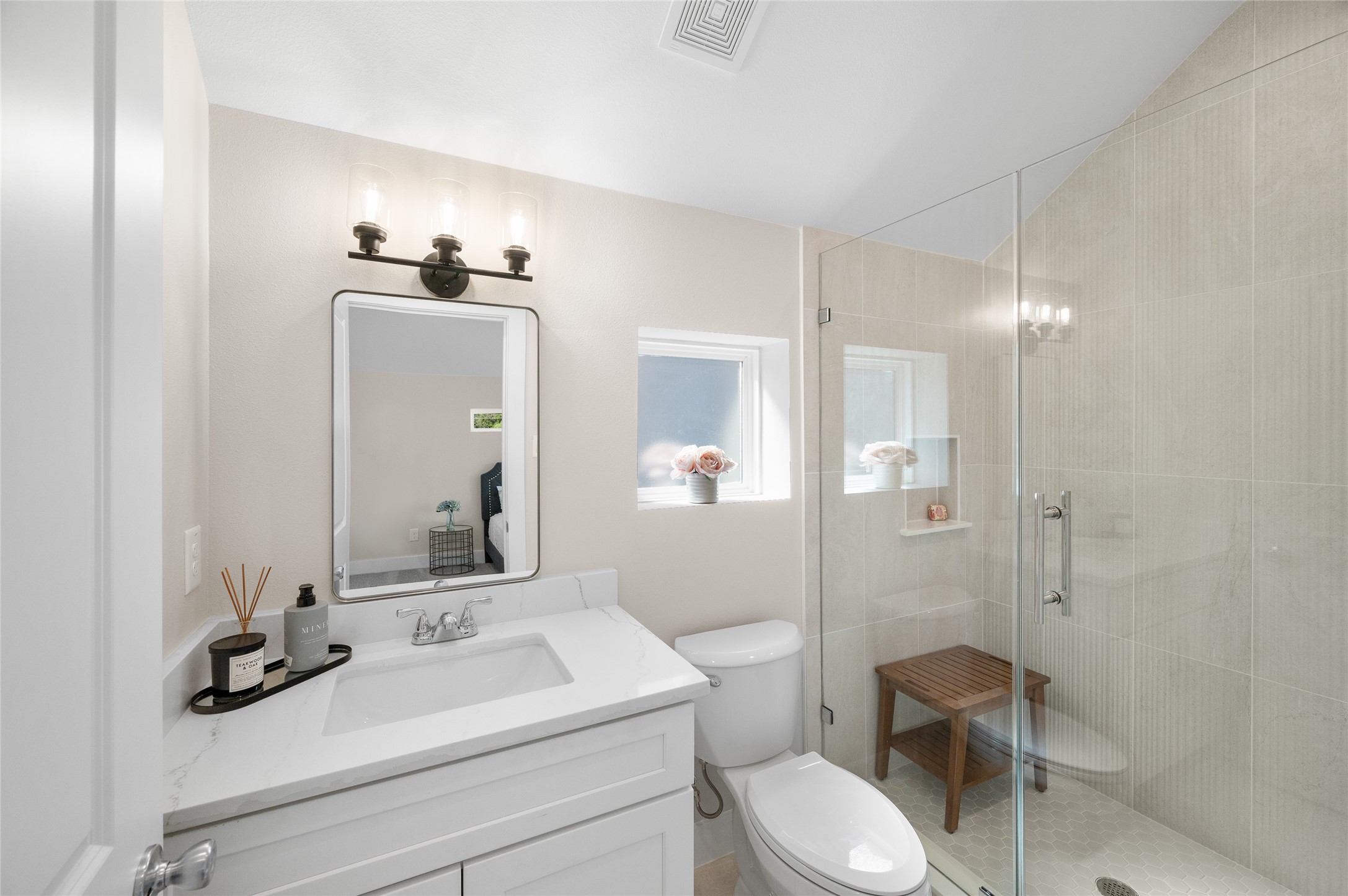 6831 Tuskegee Street Property Photo 21