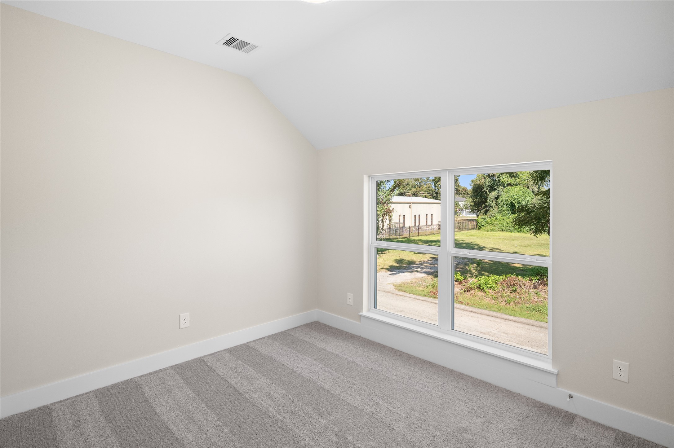 6831 Tuskegee Street Property Photo 23