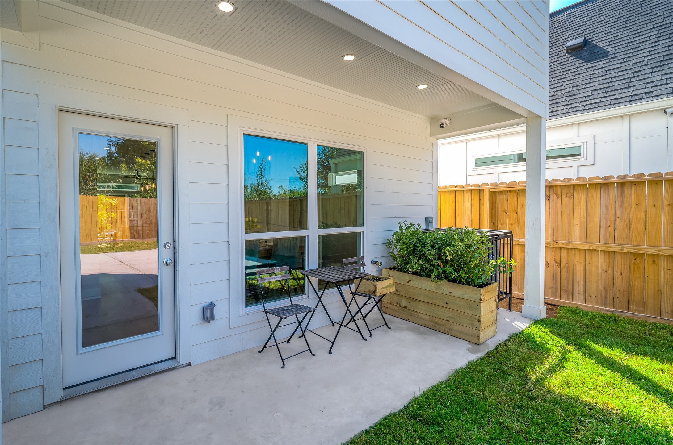 6831 Tuskegee Street Property Photo 29