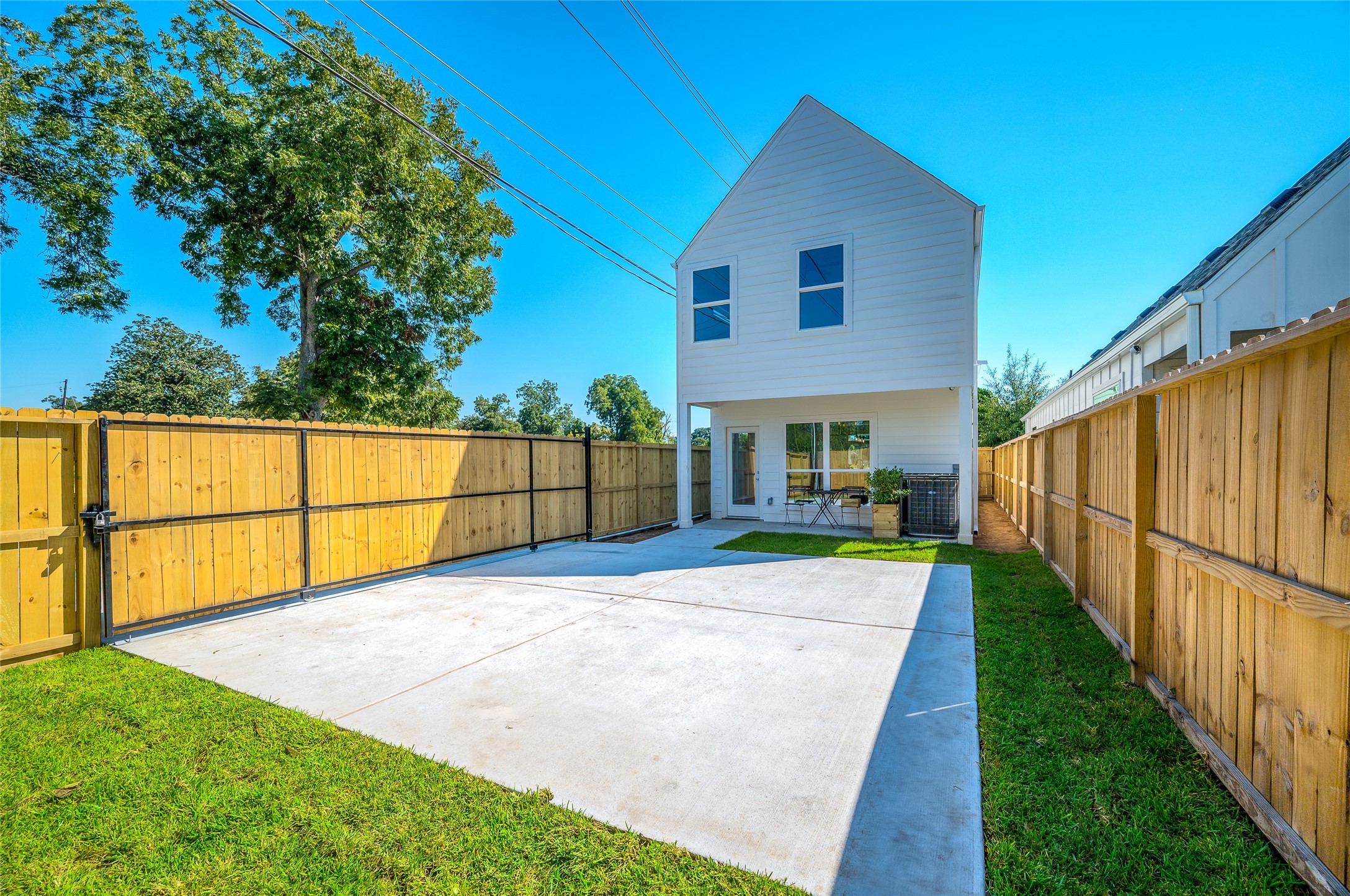 6831 Tuskegee Street Property Photo 33