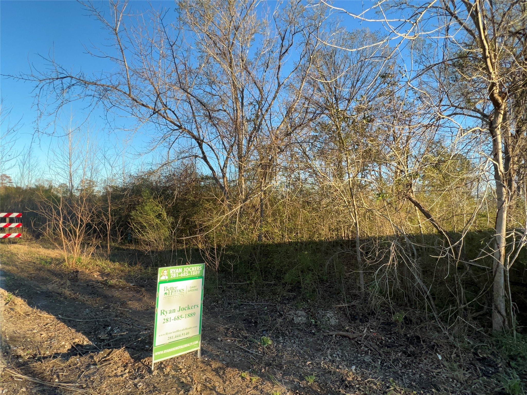 7942 Flintridge Drive Property Photo 4
