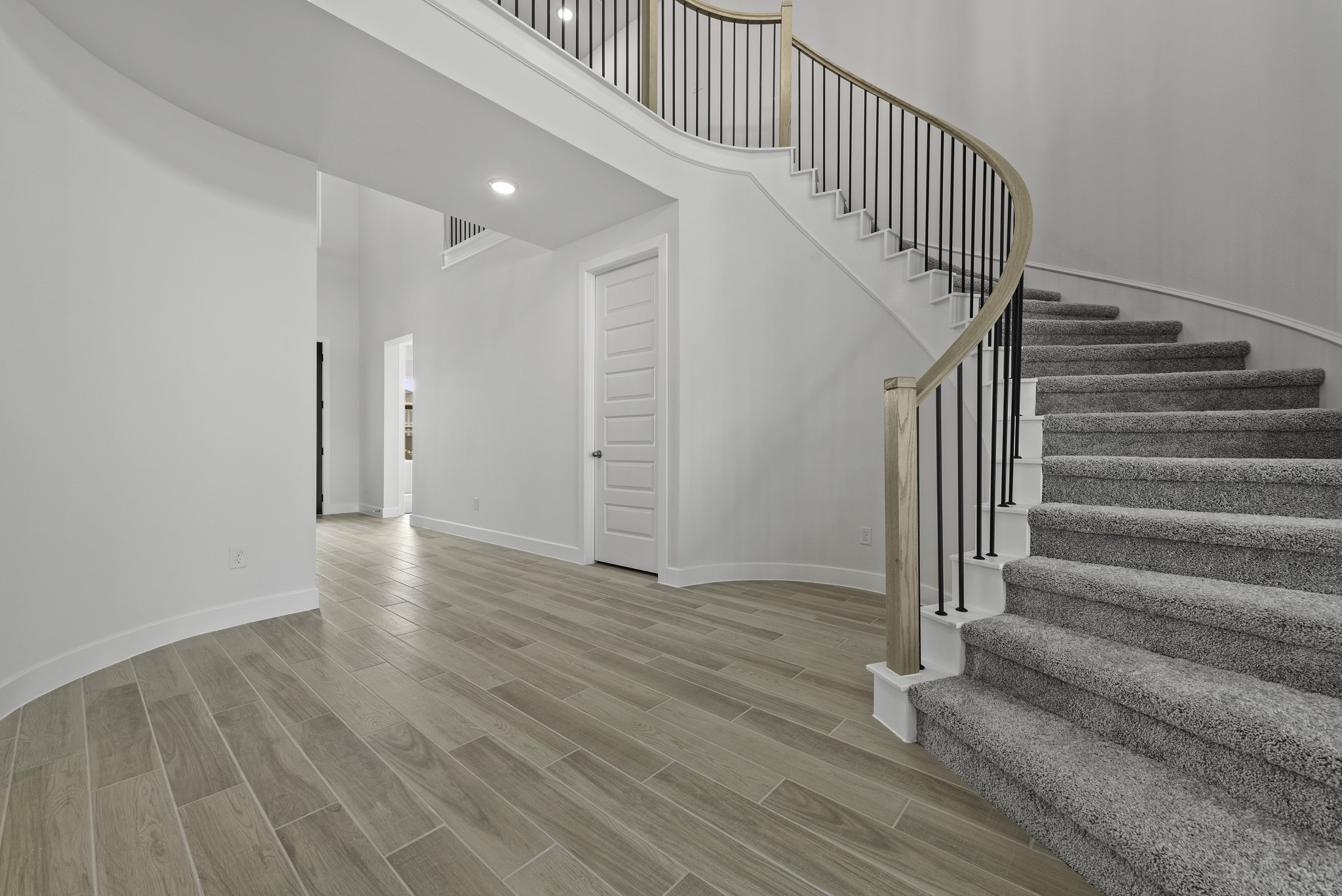 6431 Redwood Forest Drive Property Photo 22