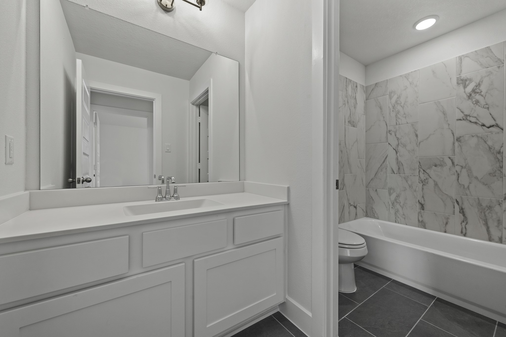 6431 Redwood Forest Drive Property Photo 28