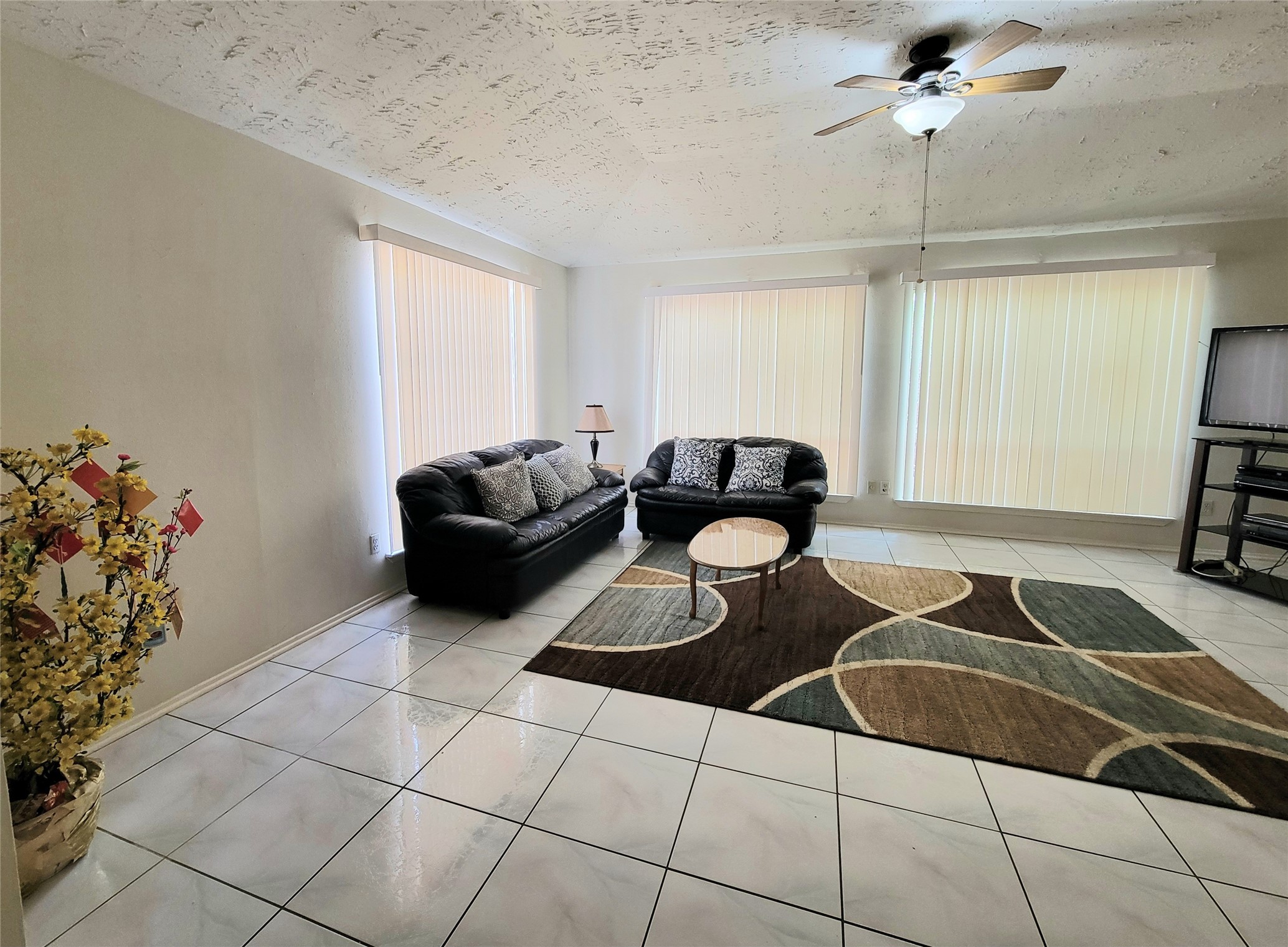 13007 Bacard Lane Property Photo 7