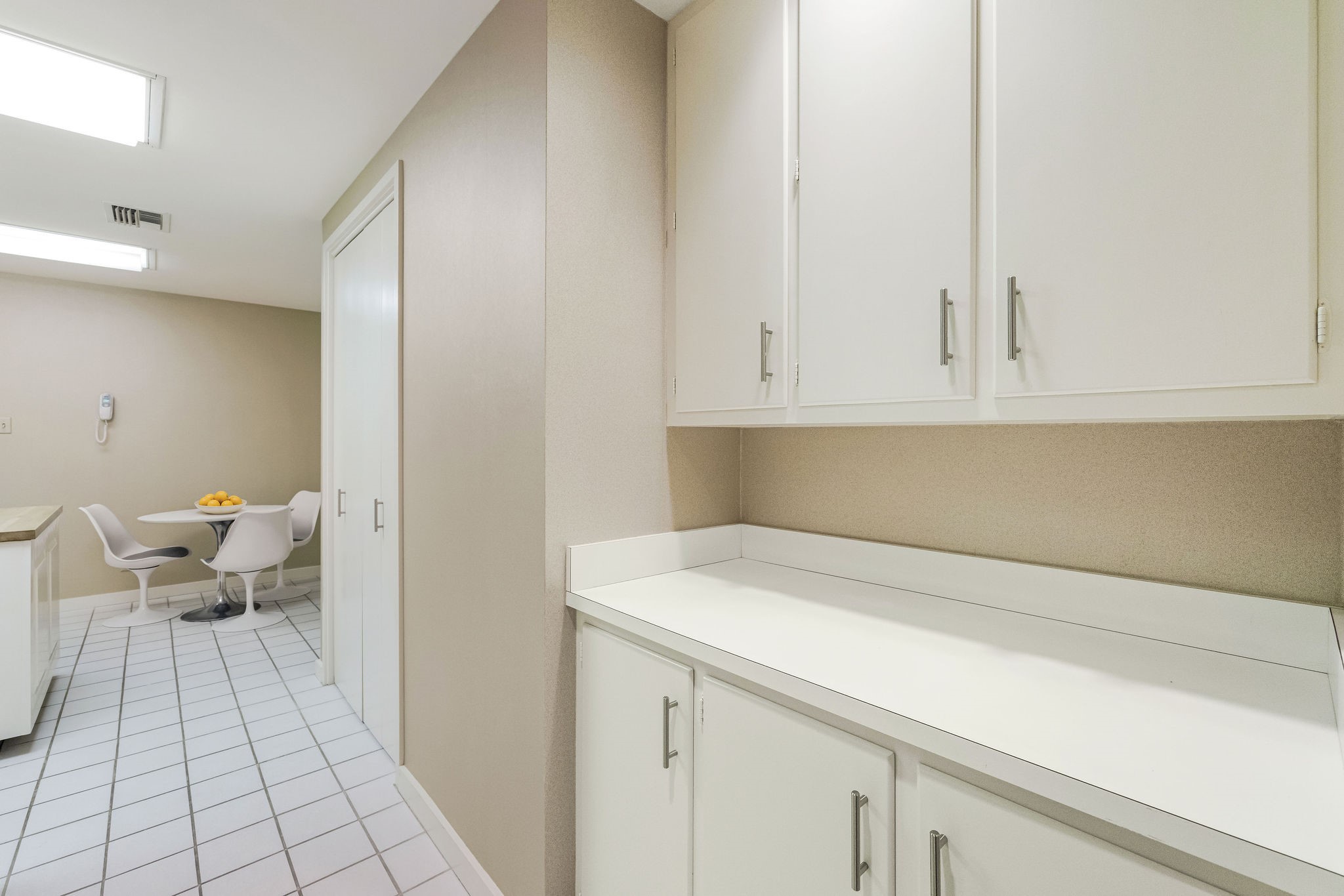5555 Del Monte Drive 207 Property Photo 17