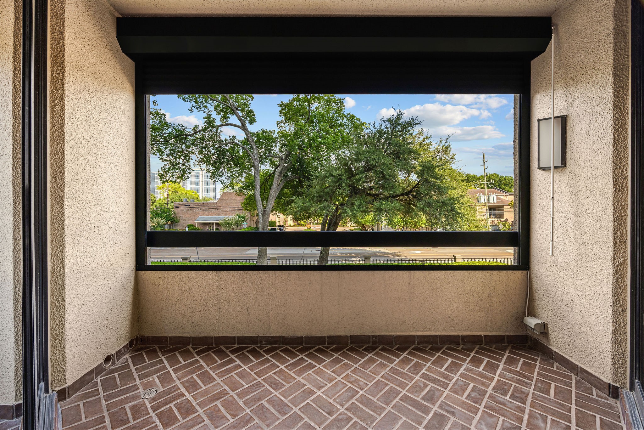 5555 Del Monte Drive 207 Property Photo 33