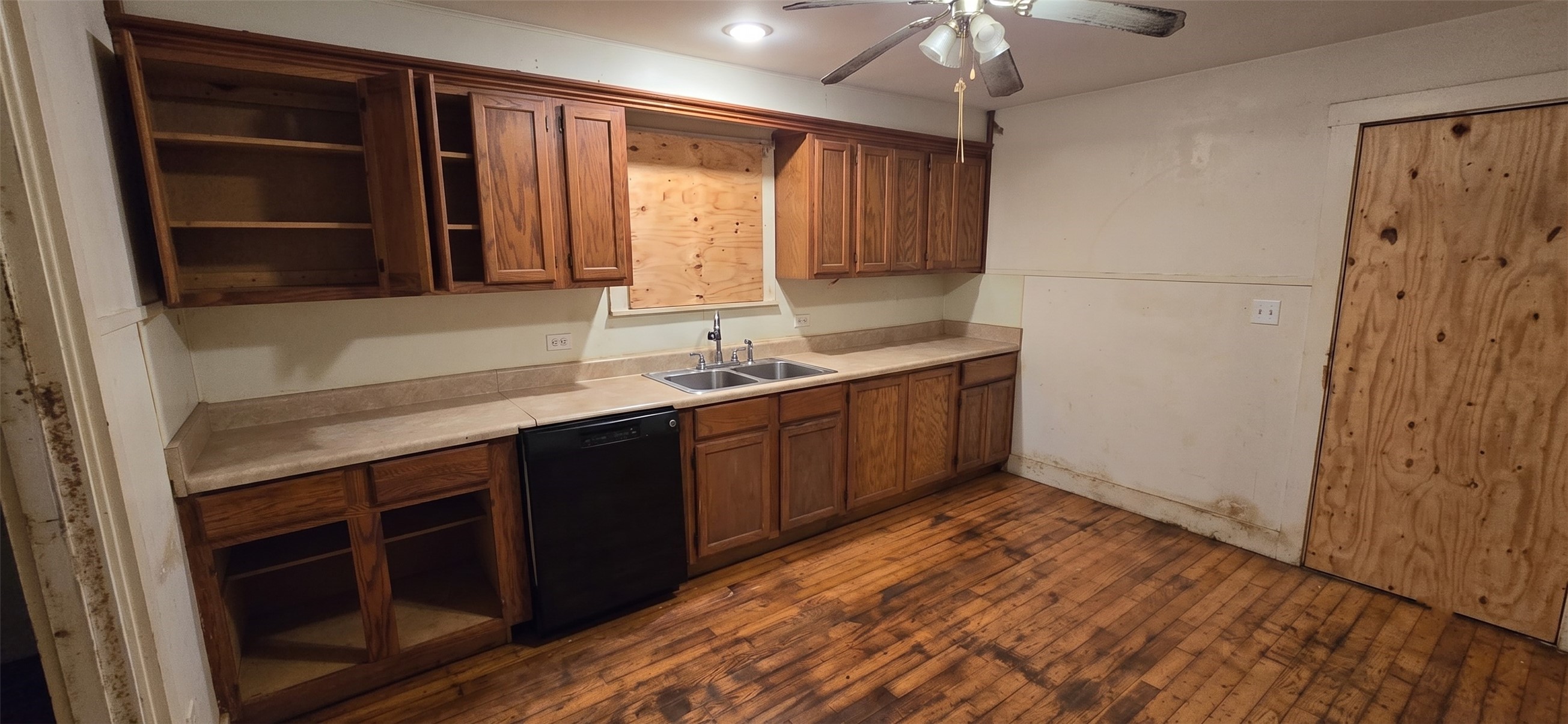 5401 Us Highway 59 N Property Photo 4