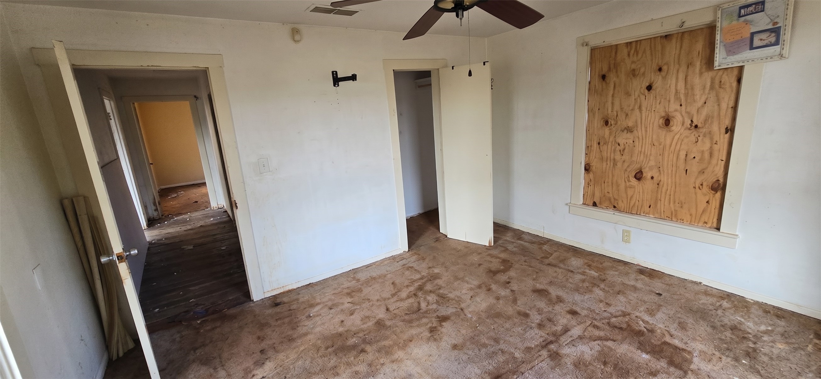 5401 Us Highway 59 N Property Photo 8