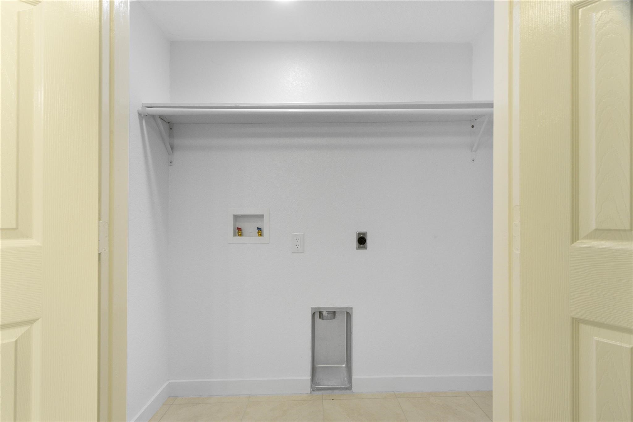 118 Waterwood Drive Property Photo 15
