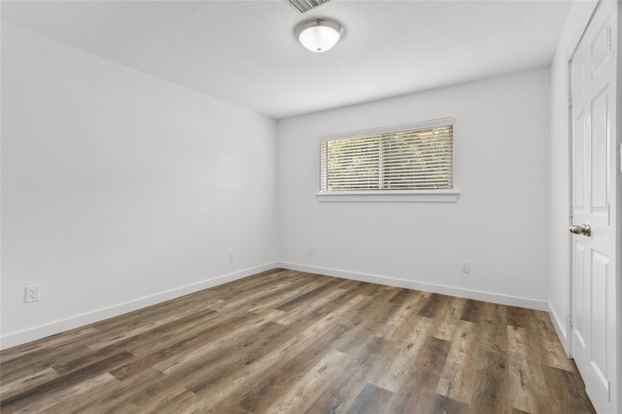118 Waterwood Drive Property Photo 32