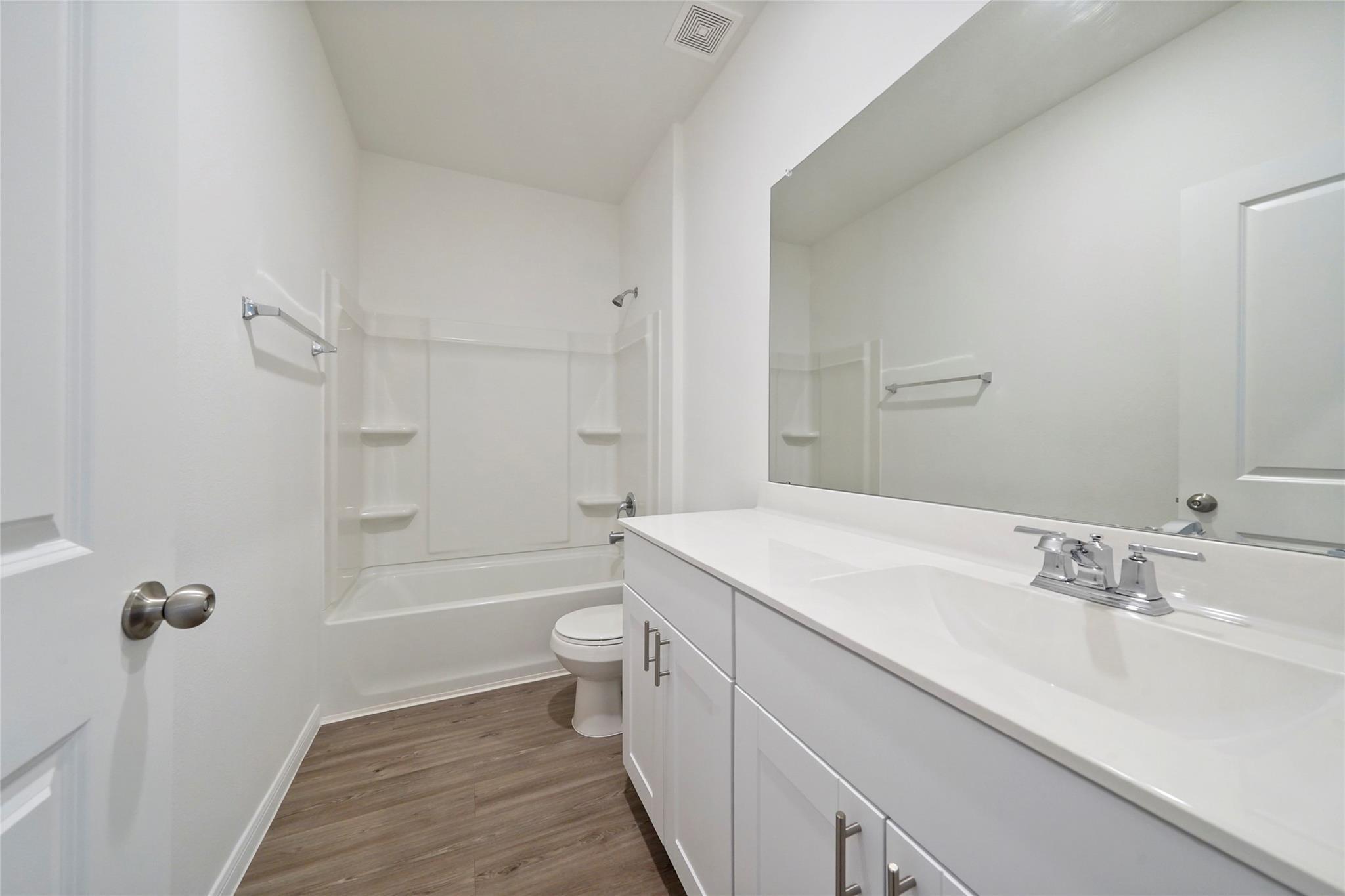 10429 Pineland Drive Property Photo 21