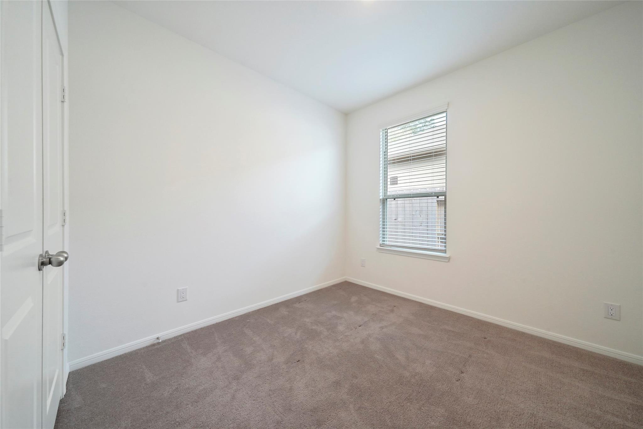10429 Pineland Drive Property Photo 22