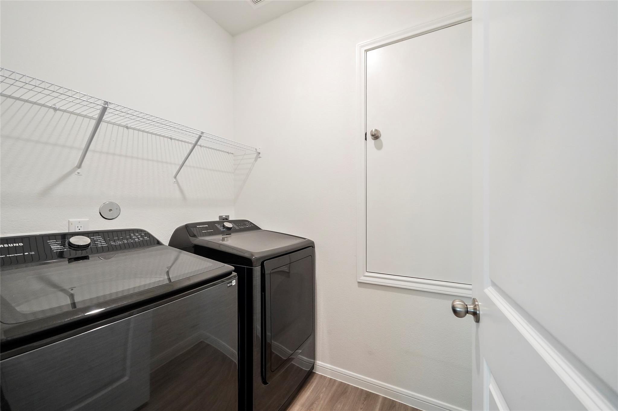 10429 Pineland Drive Property Photo 24