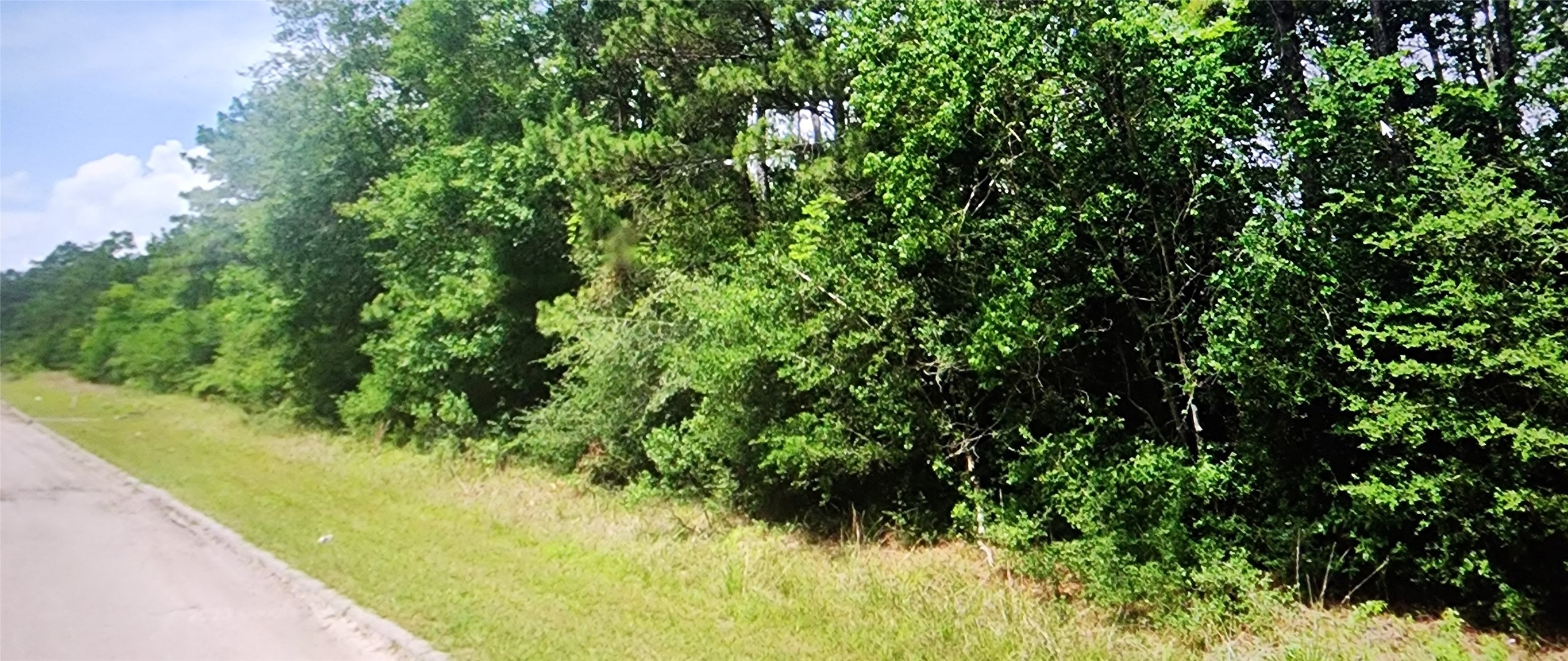8 Continental Parkway Property Photo