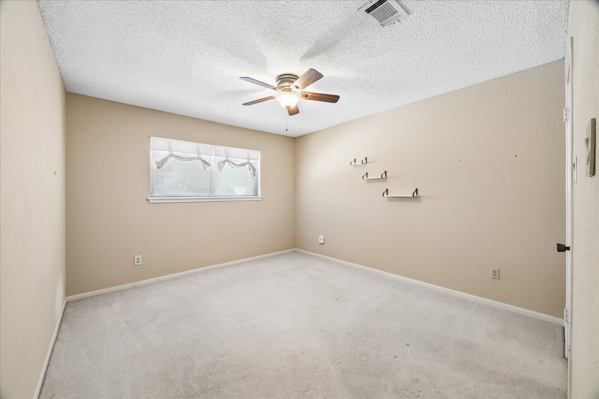 14173 Misty Meadow Lane Property Photo 19