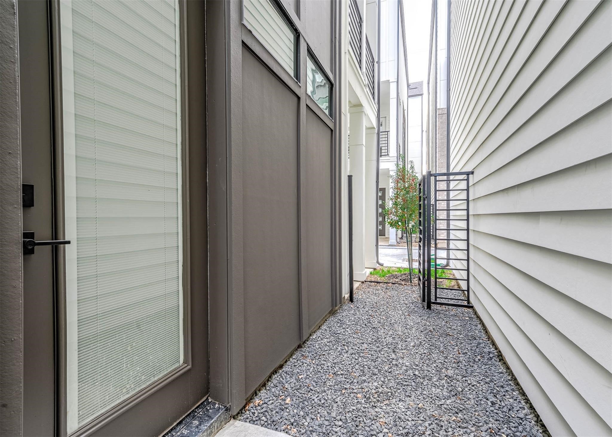 1711 Milby Street Property Photo 32