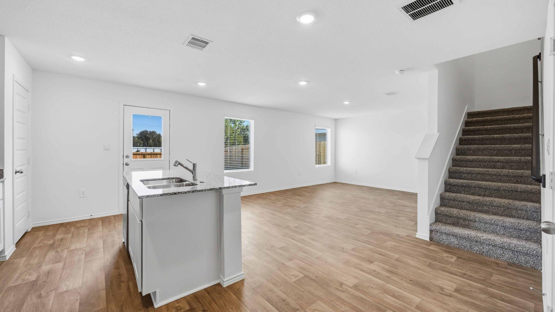 4806 Tili And Gili Street Property Photo 4