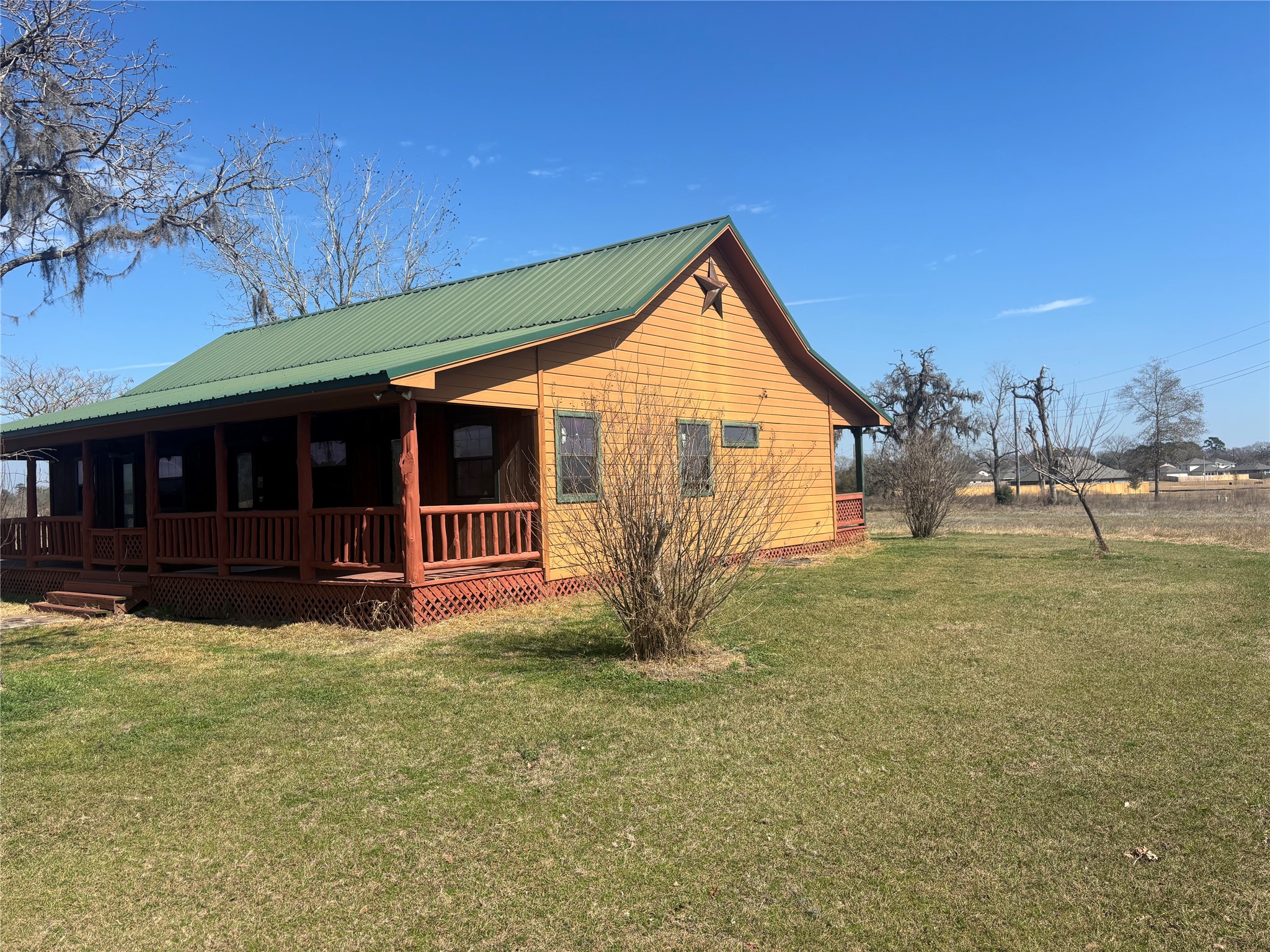 1706 Goodson Loop Property Photo 2