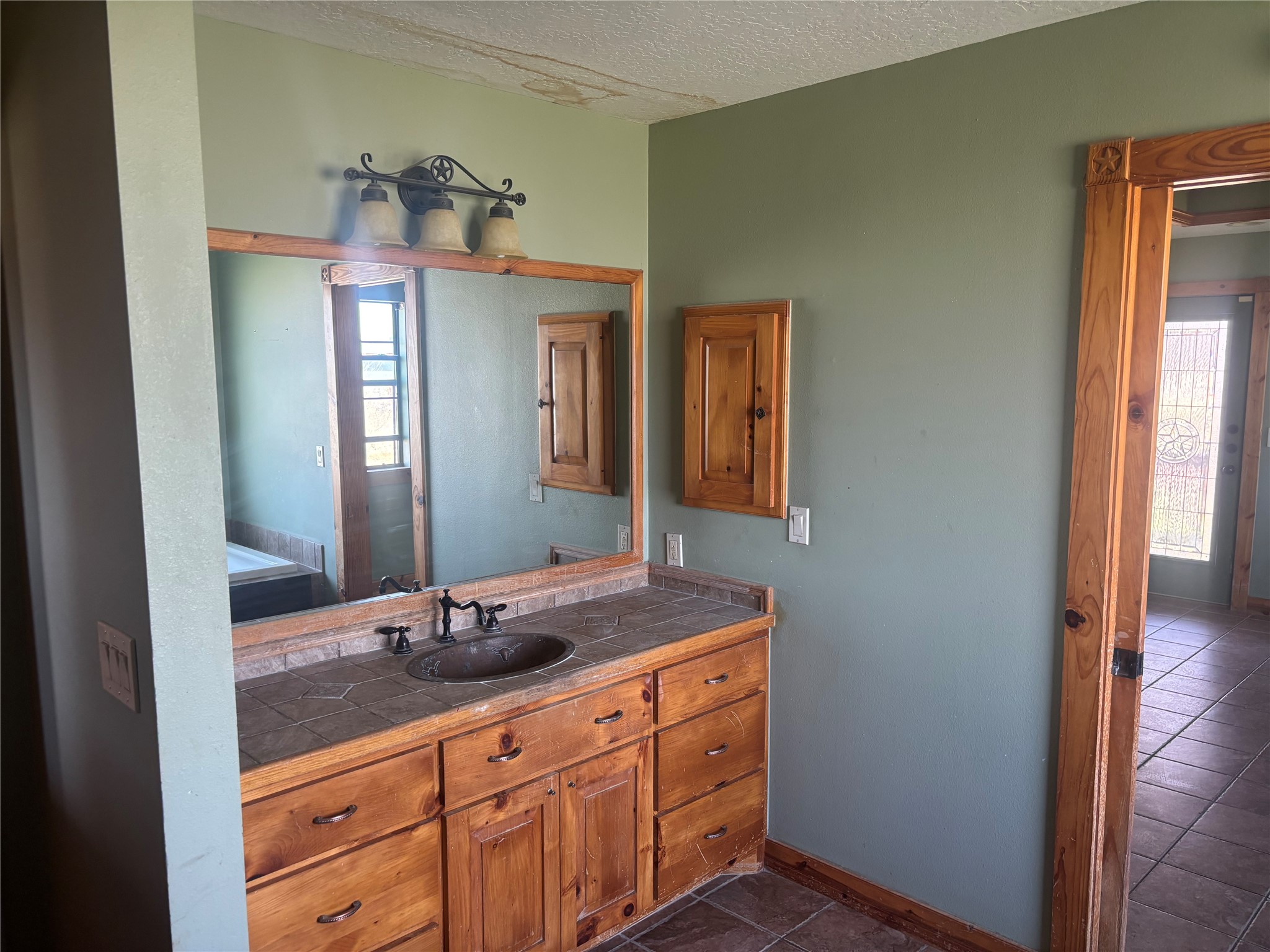 1706 Goodson Loop Property Photo 13