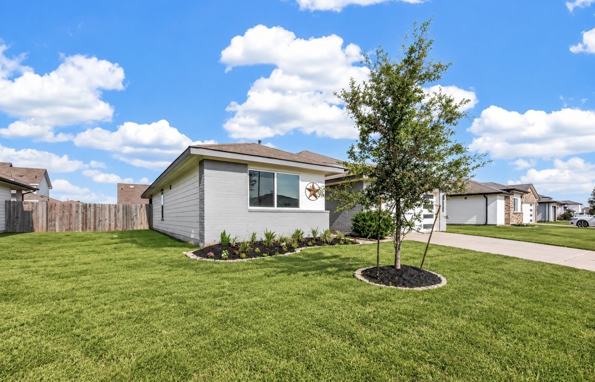 1710 Mountain Echo Drive Property Photo 2