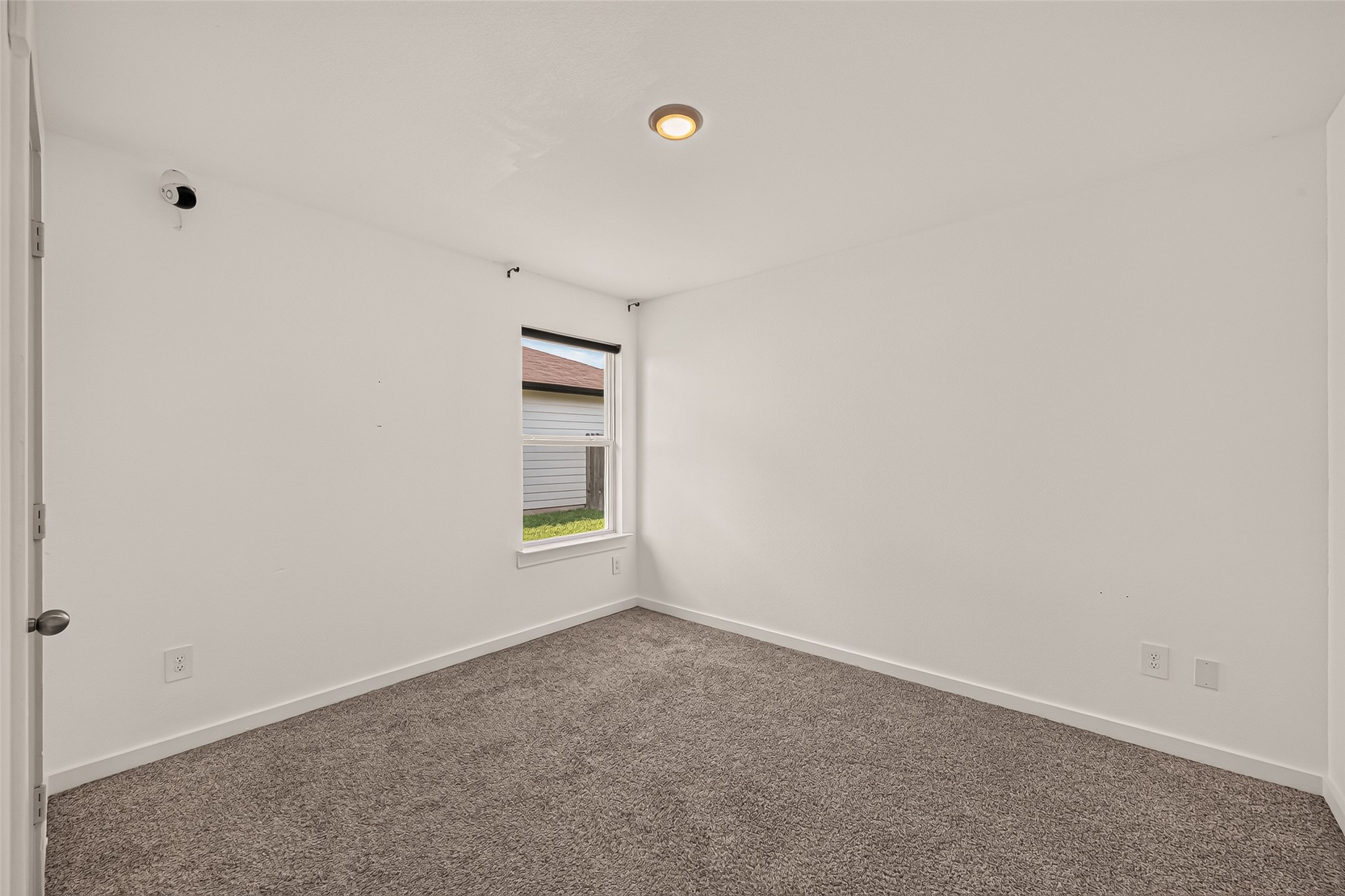 1710 Mountain Echo Drive Property Photo 29