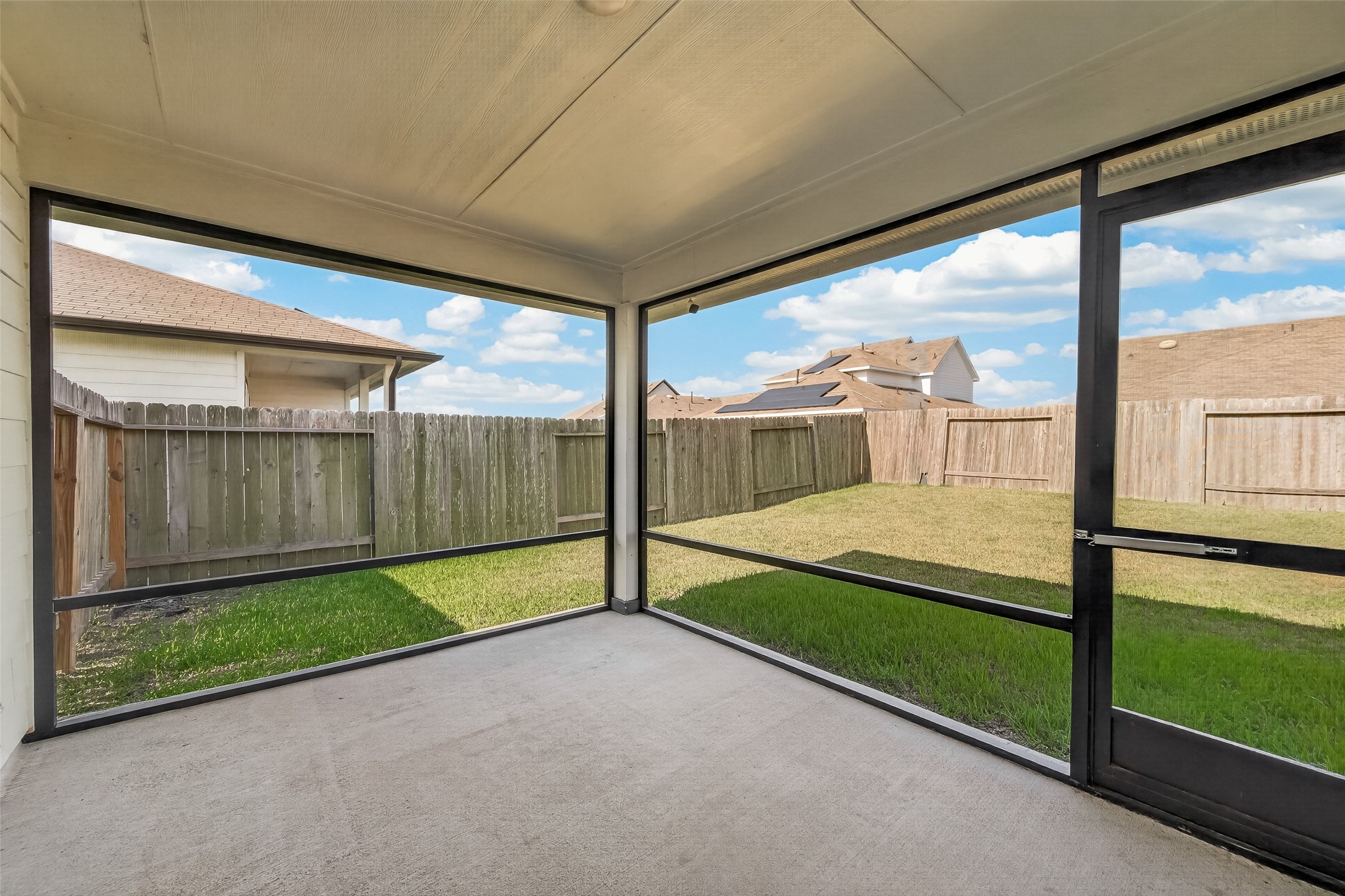 1710 Mountain Echo Drive Property Photo 33