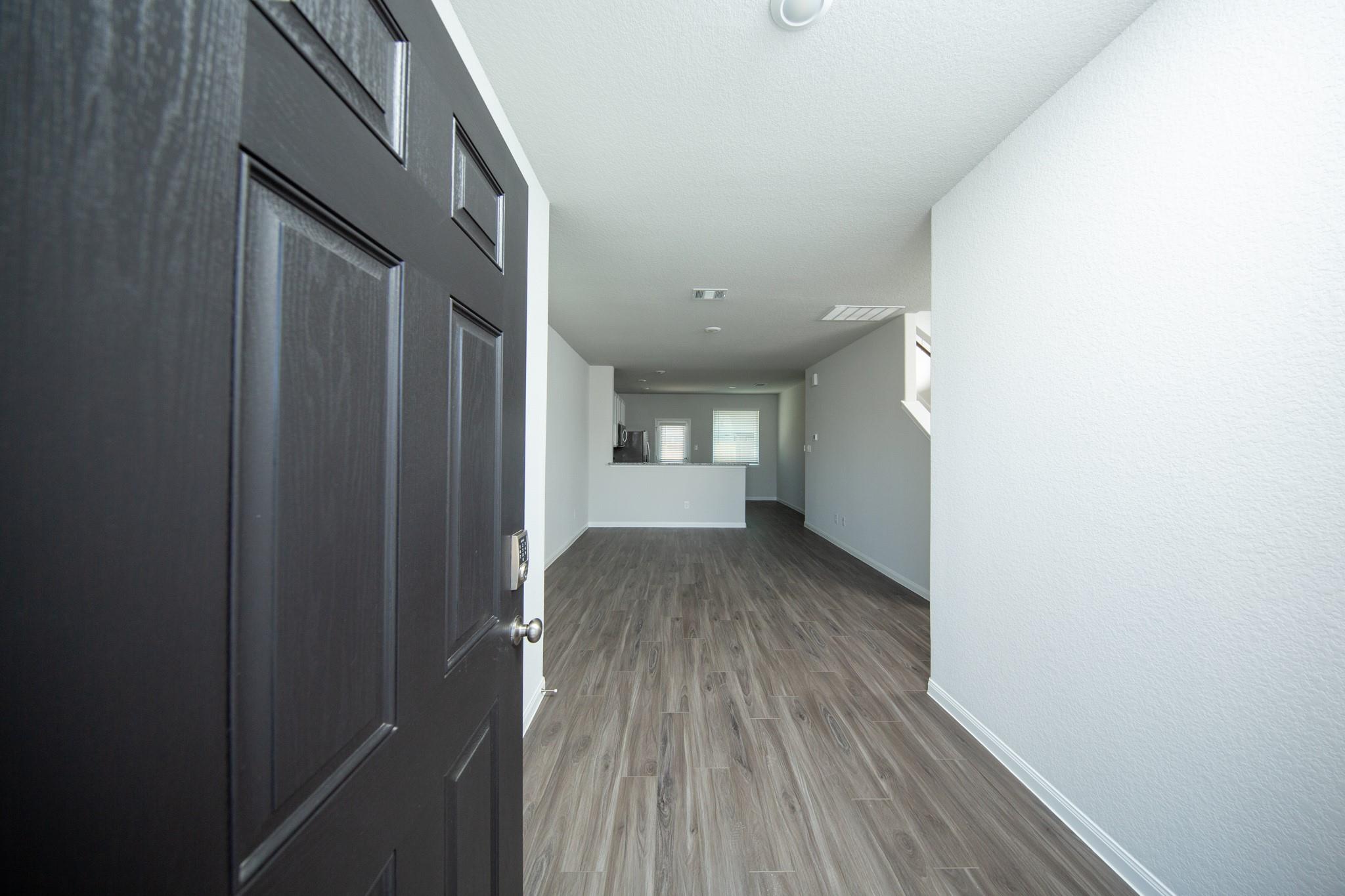 8119 Burnt Orchid Drive, Houston Tx 77016 Property Photo 3