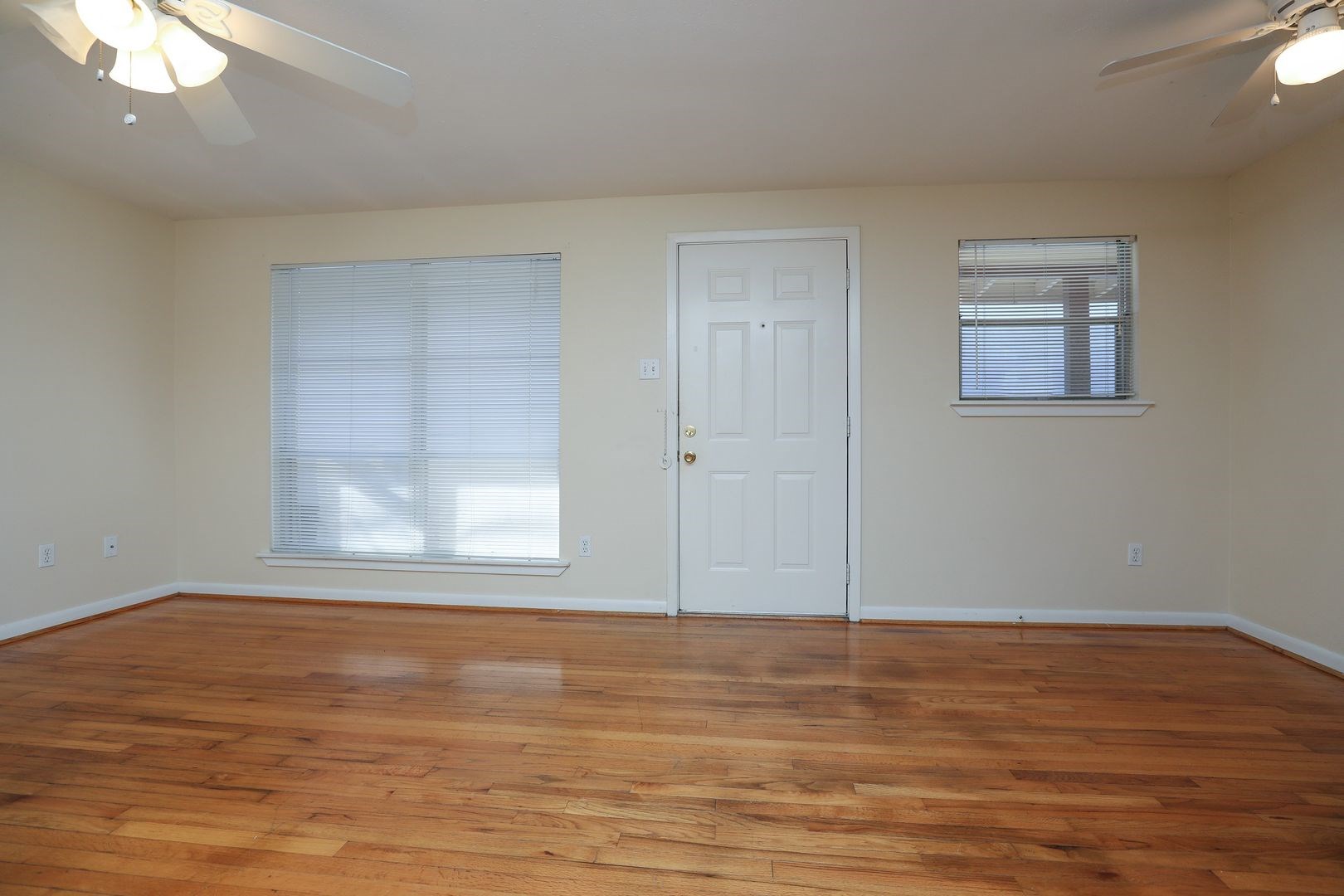 1620 Hawthorne Street 1 Property Photo 2