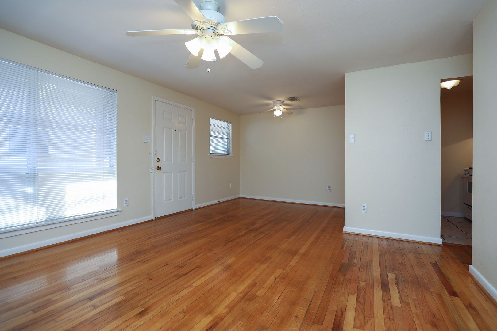 1620 Hawthorne Street 1 Property Photo 4