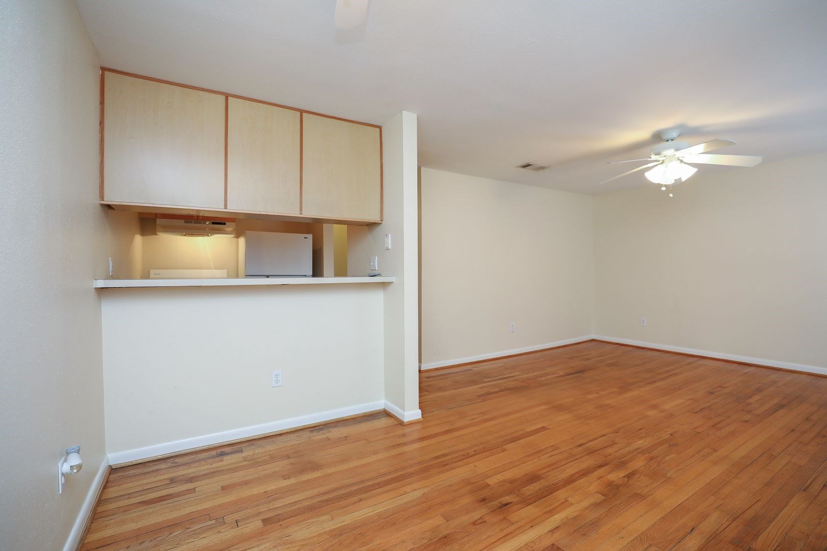 1620 Hawthorne Street 1 Property Photo 5