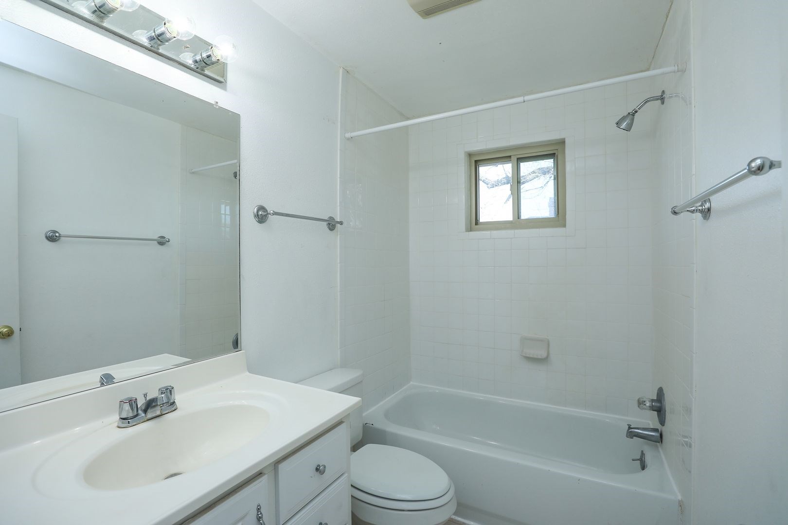 1620 Hawthorne Street 1 Property Photo 12