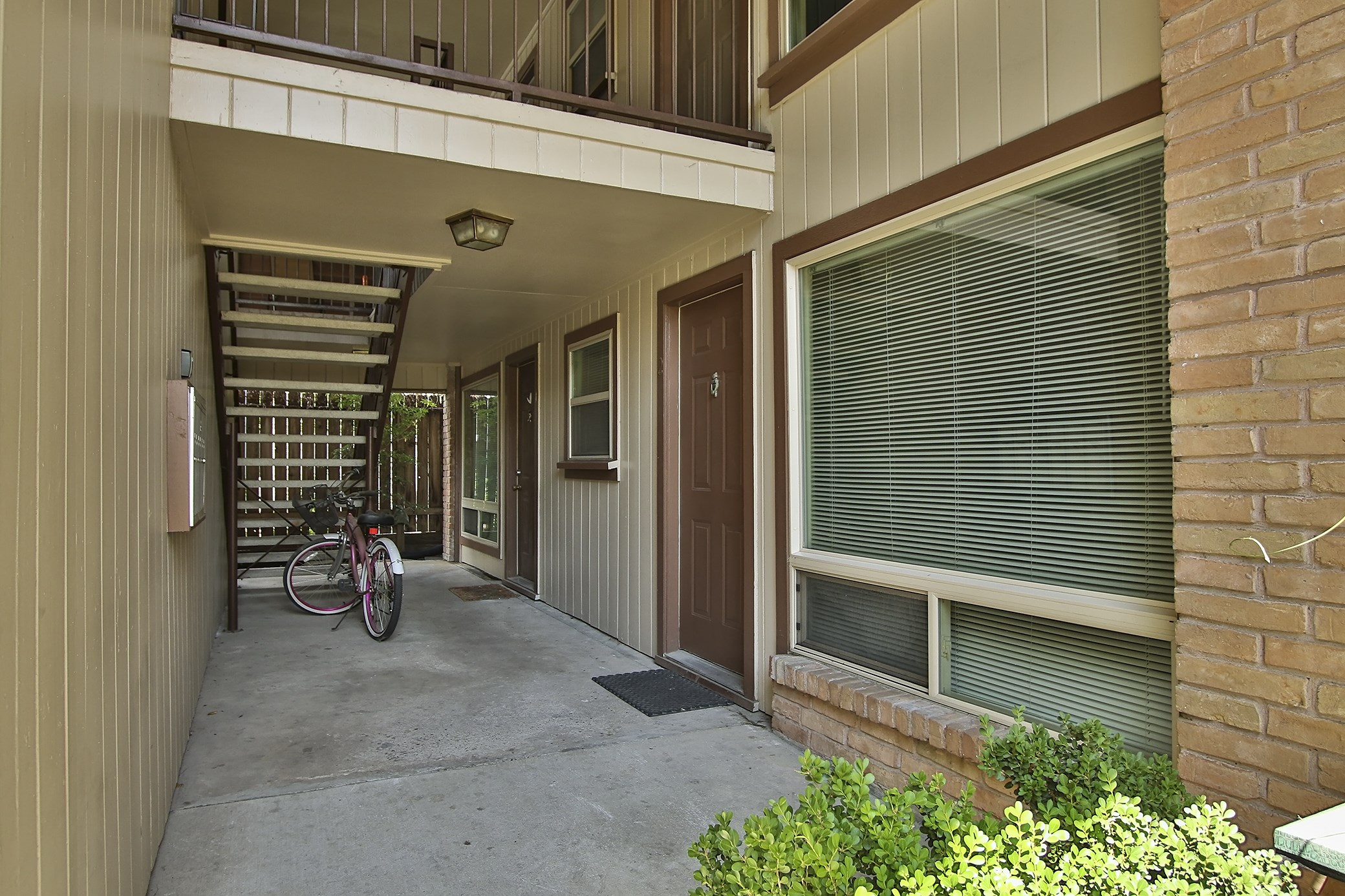1620 Hawthorne Street 1 Property Photo 14