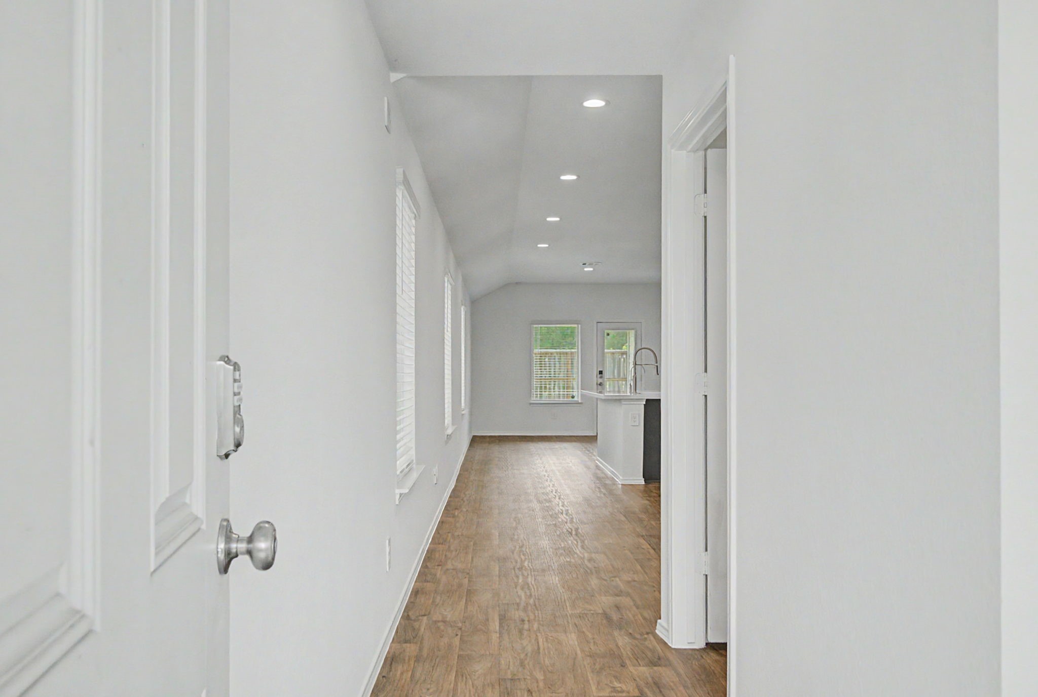 14489 Valley Ridge Drive Property Photo 4