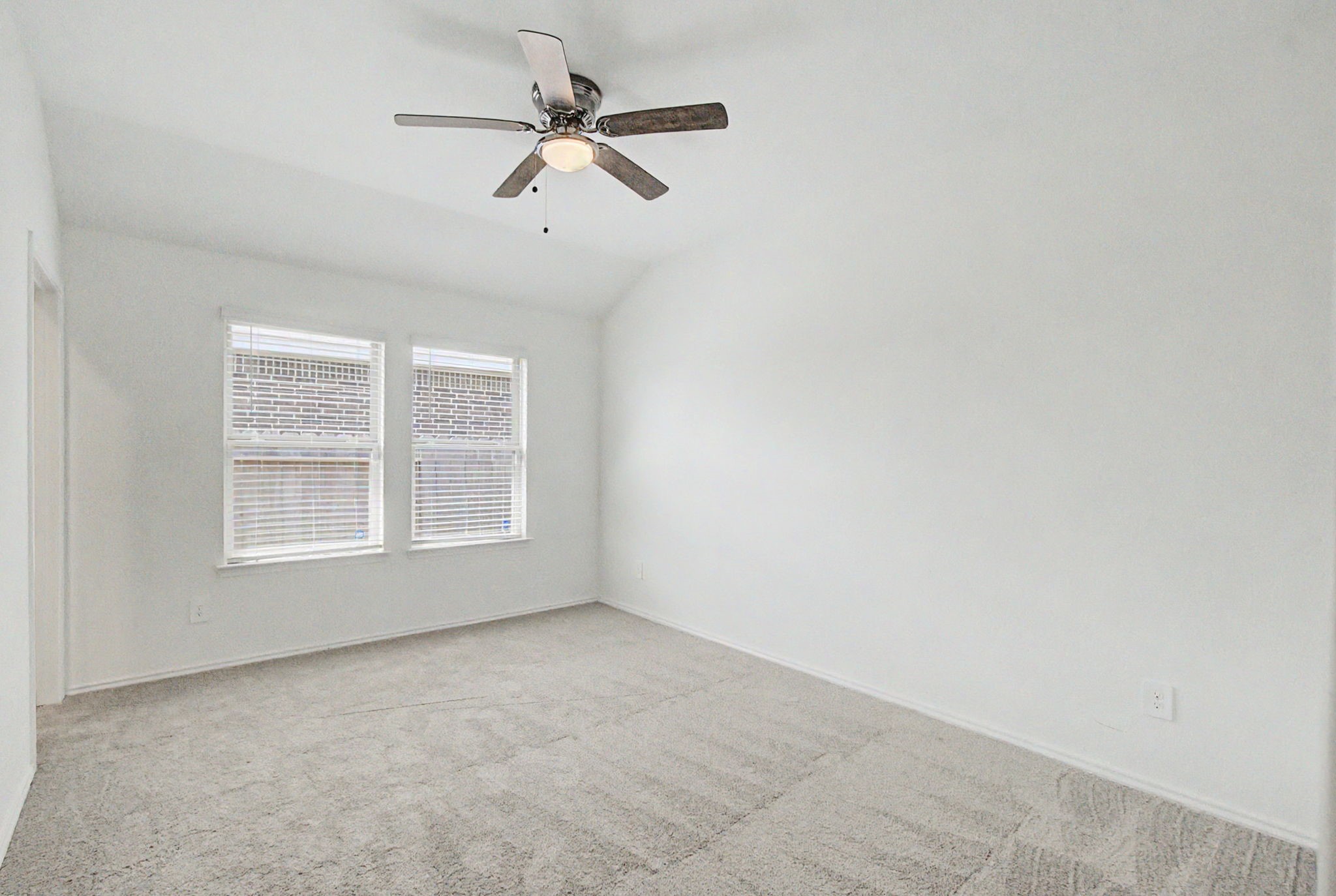 14489 Valley Ridge Drive Property Photo 14