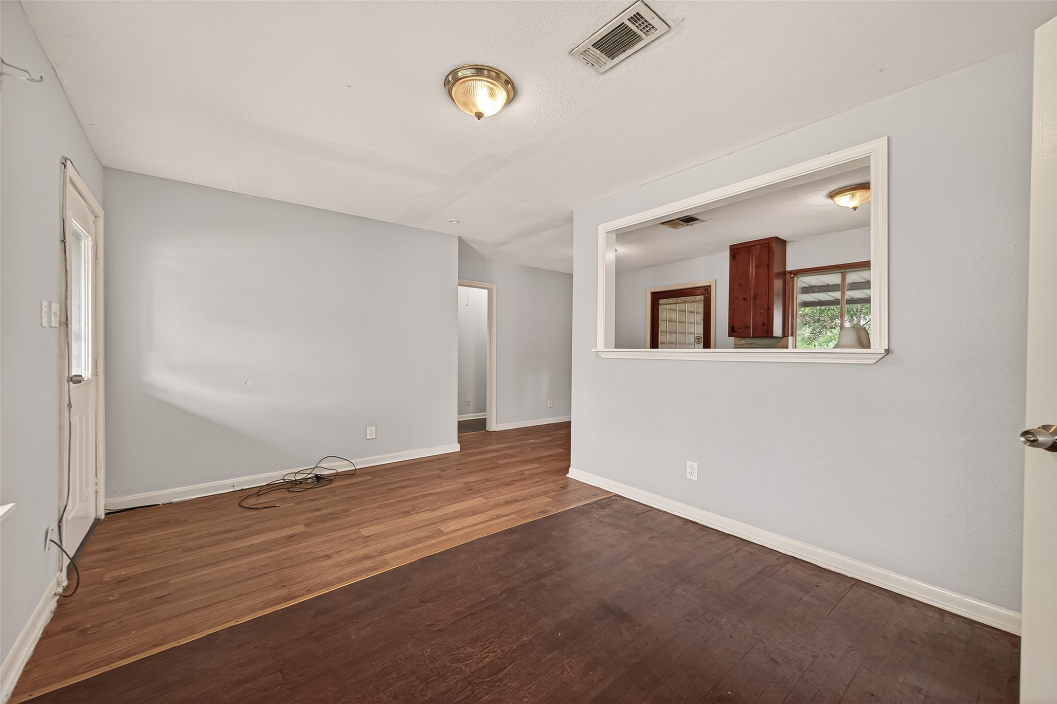 10506 Buffum Street Property Photo 6
