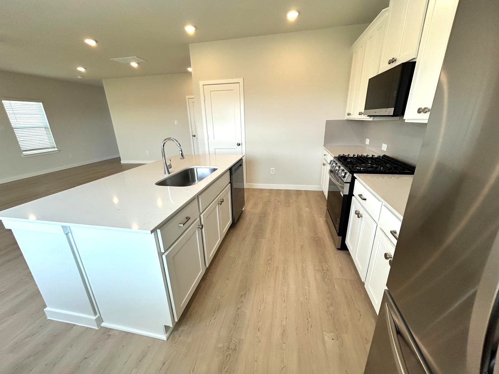 26223 Venus Trap Trail Property Photo 6