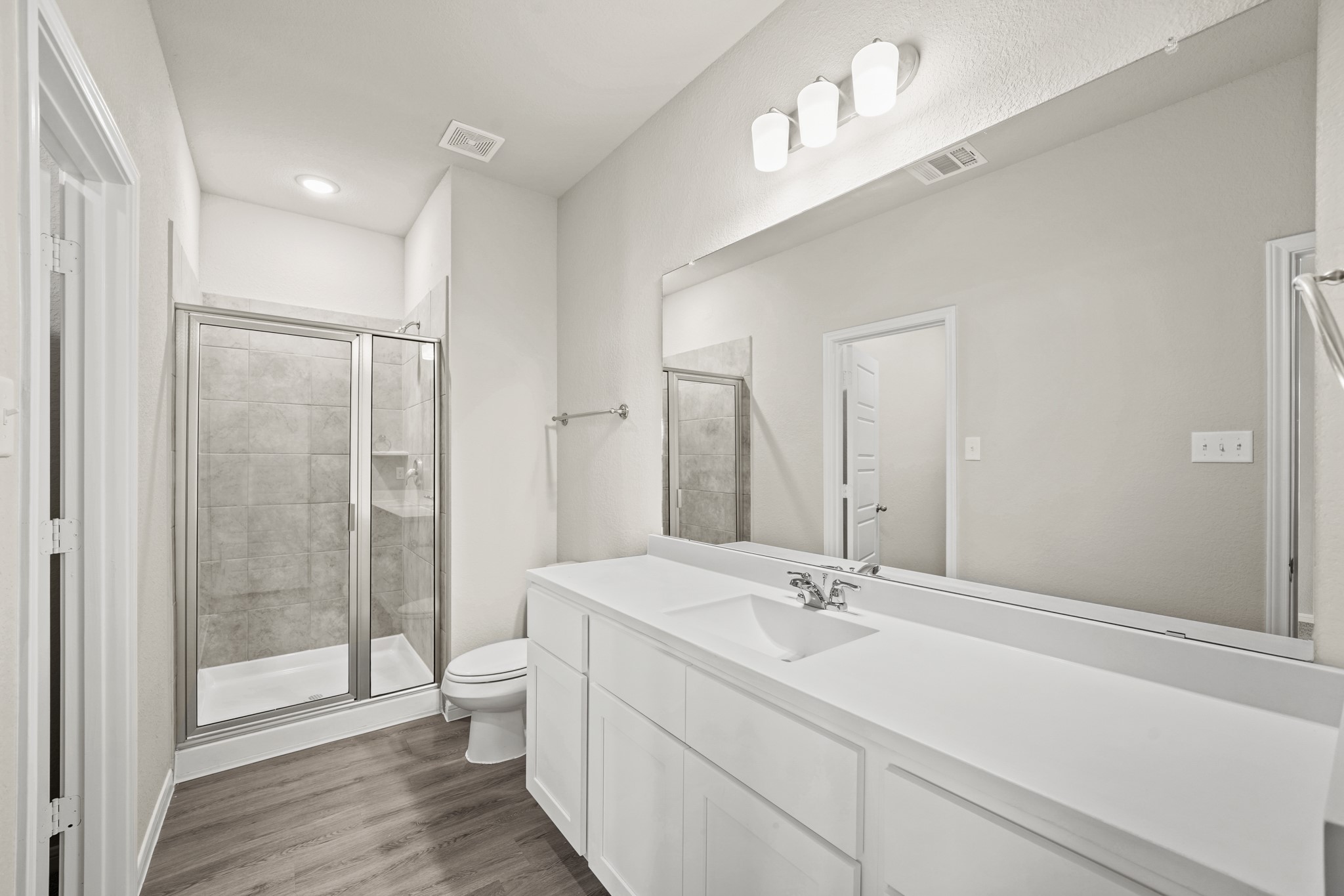 15023 Almeece Street Property Photo 5