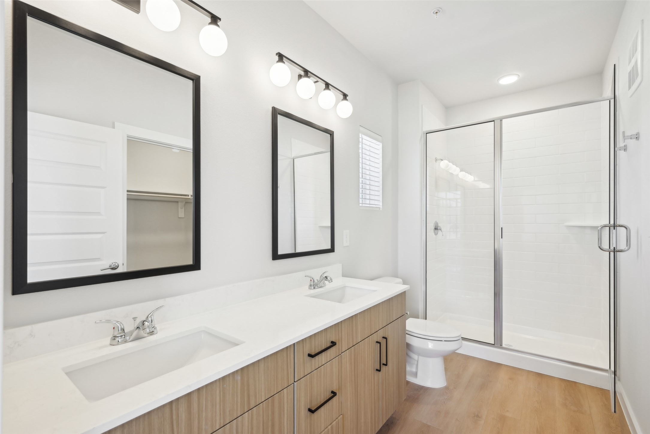 3651-621 S Custer Road Property Photo 22