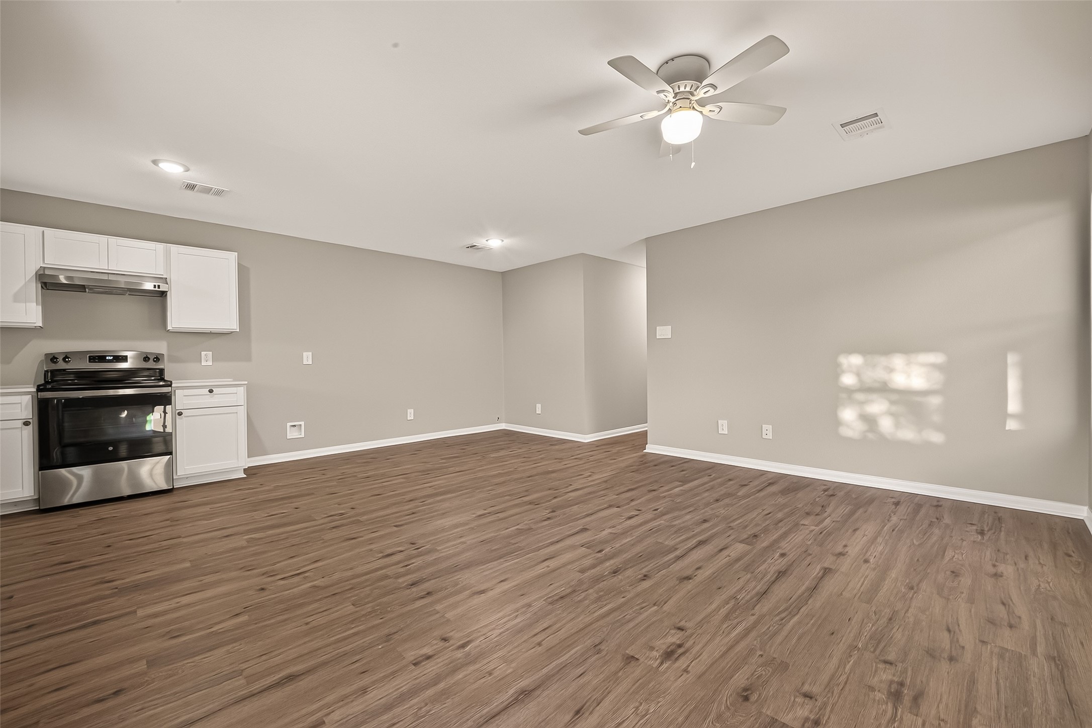 16495 Jasmine Marie Place Property Photo 7