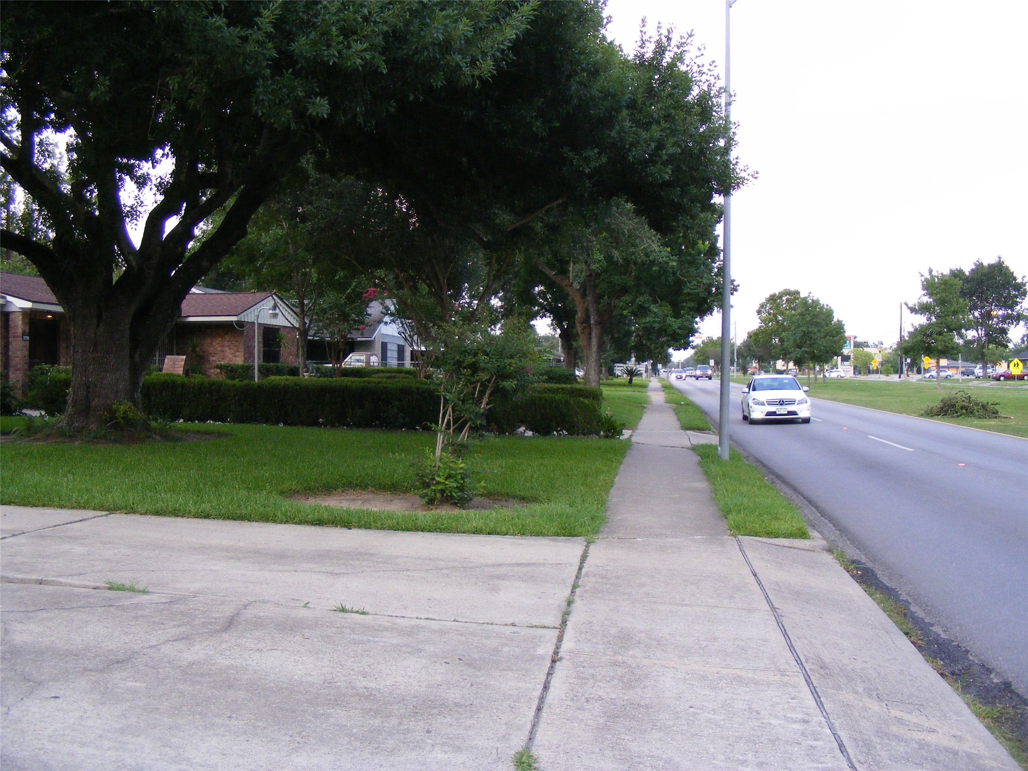 5751 Bellfort Street Property Photo 4