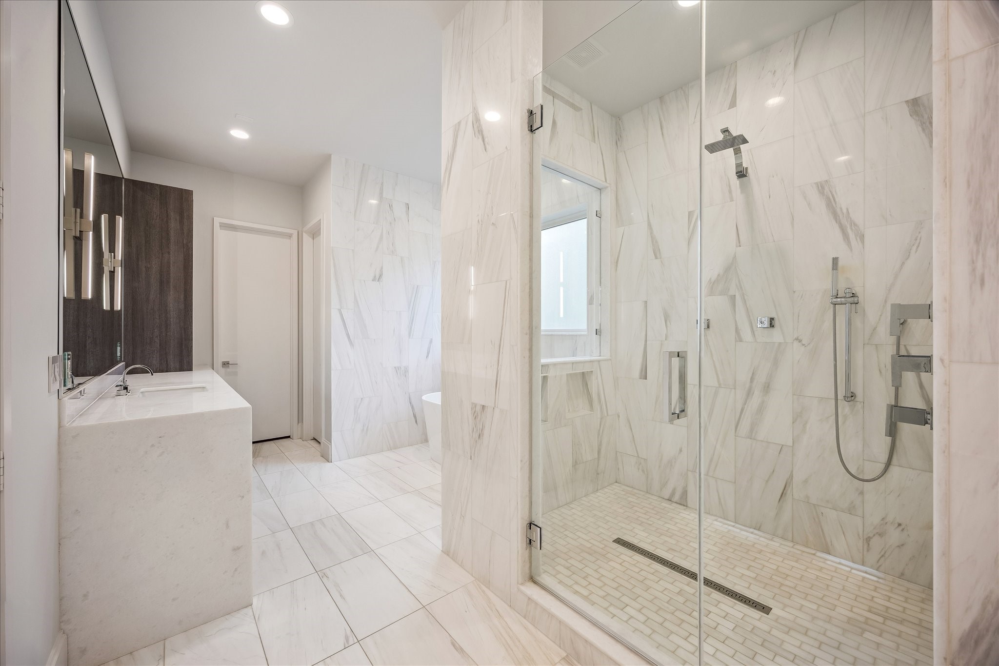 3307 Sackett Street Property Photo 27