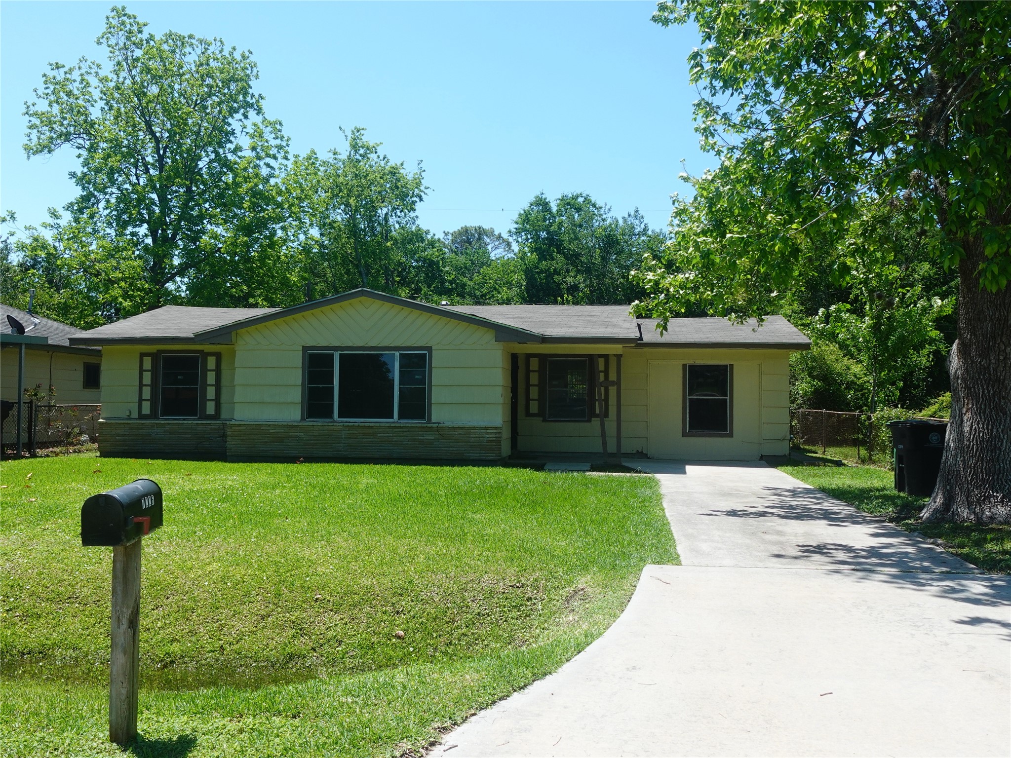 7226 Miley Street Property Photo 1