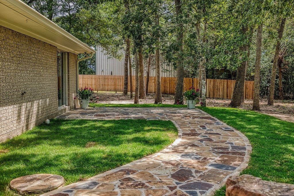 5504 Hillside Property Photo 26